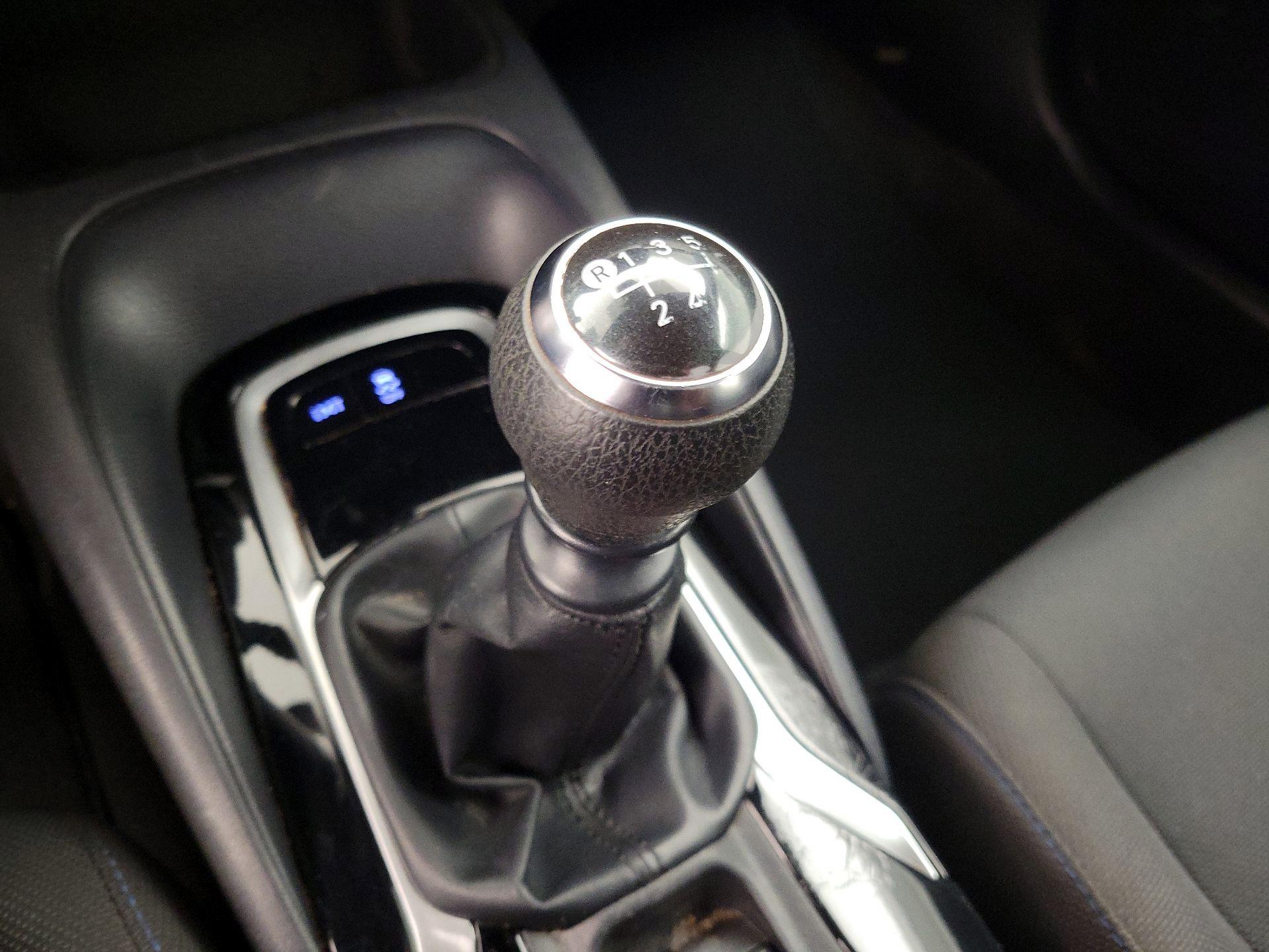 Thumbnail: 2022 Toyota Corolla - 16