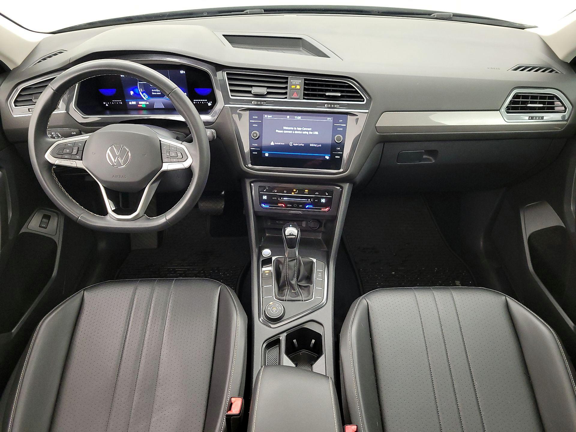 Thumbnail: 2022 Volkswagen Tiguan - 9