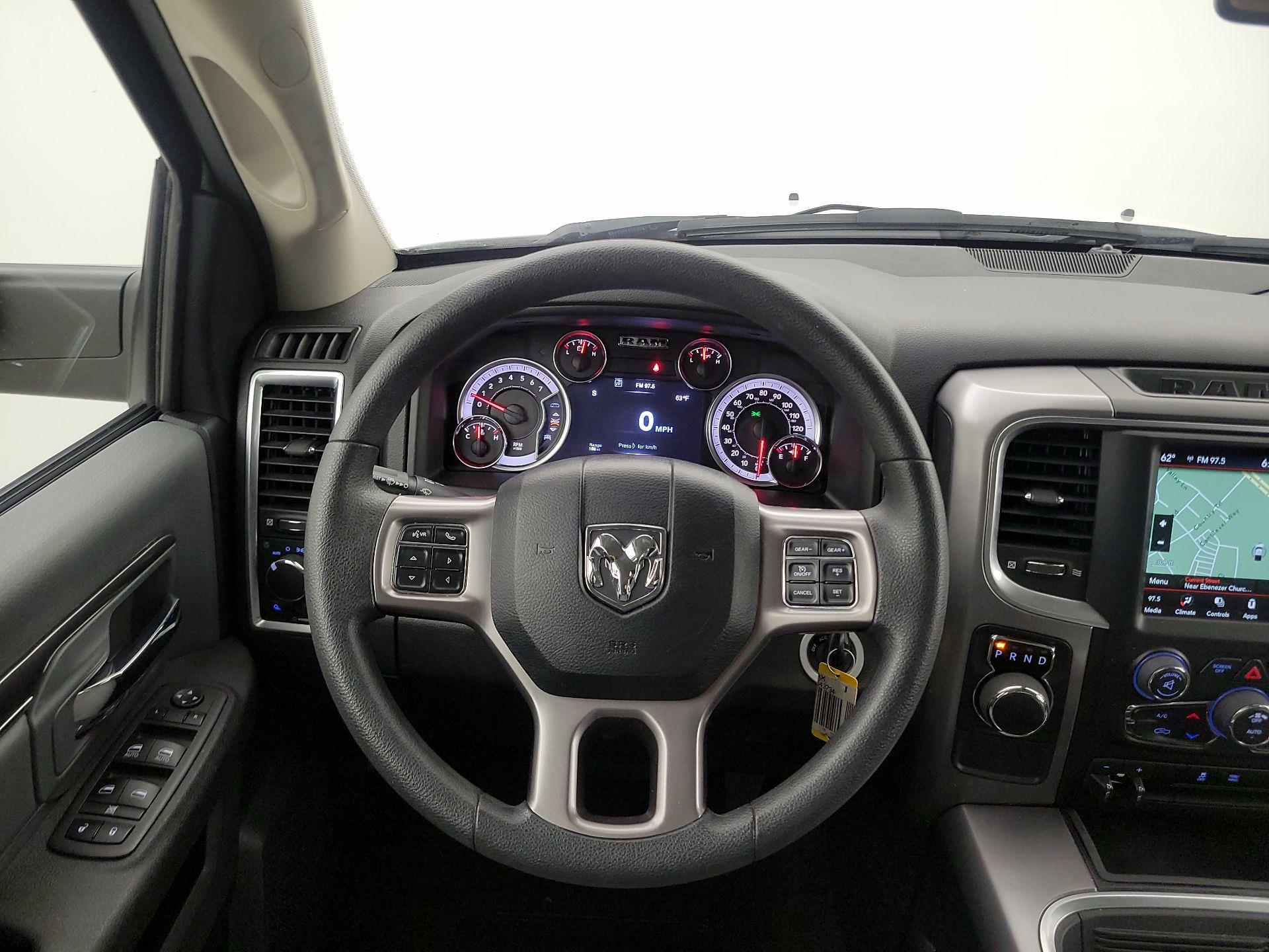 Thumbnail: 2023 RAM 1500 Classic - 10