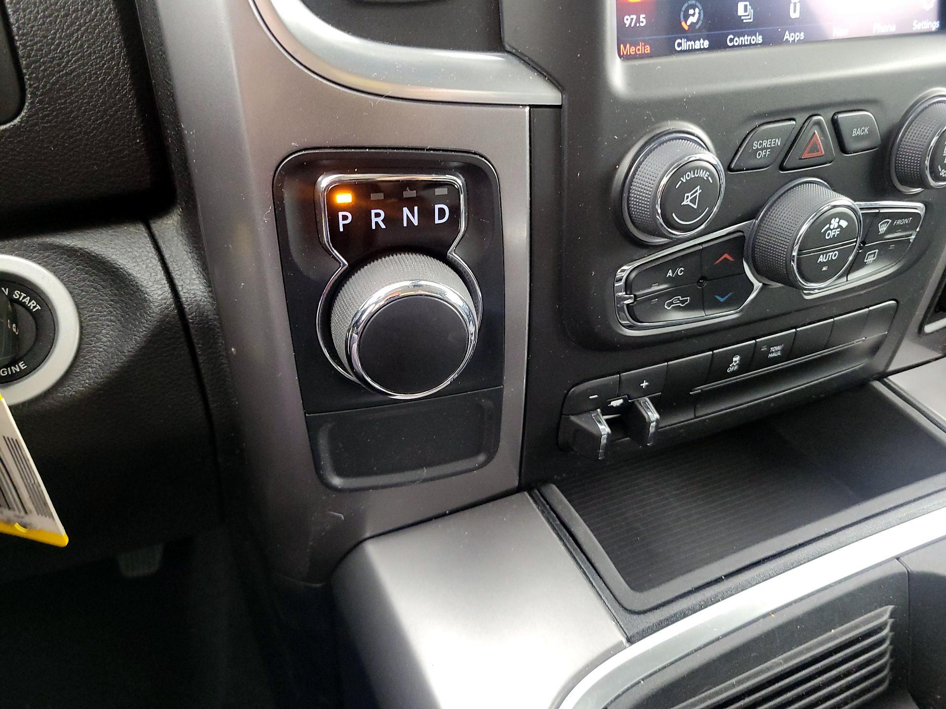 Thumbnail: 2023 RAM 1500 Classic - 18