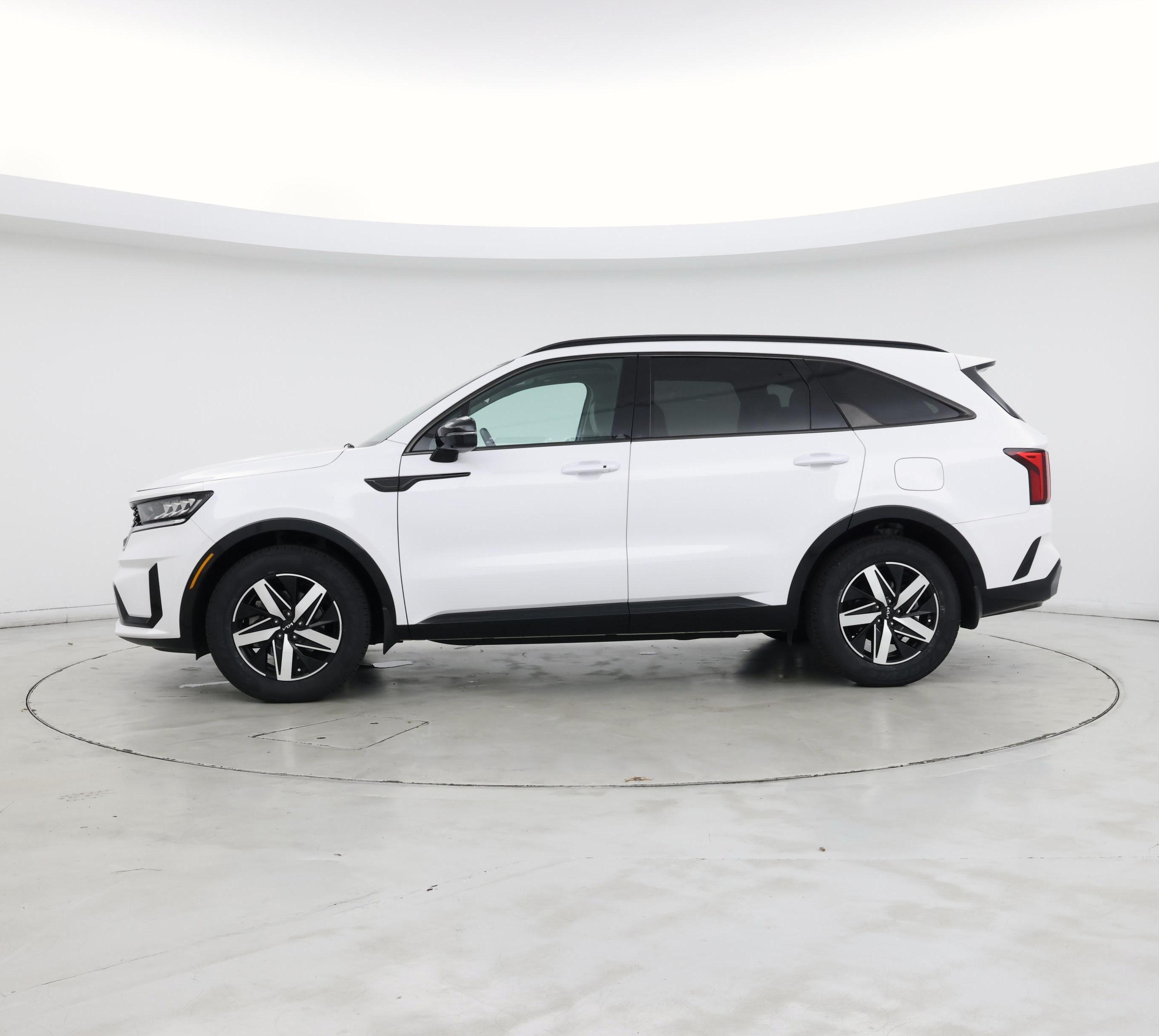 Thumbnail: 2023 Kia Sorento - 3