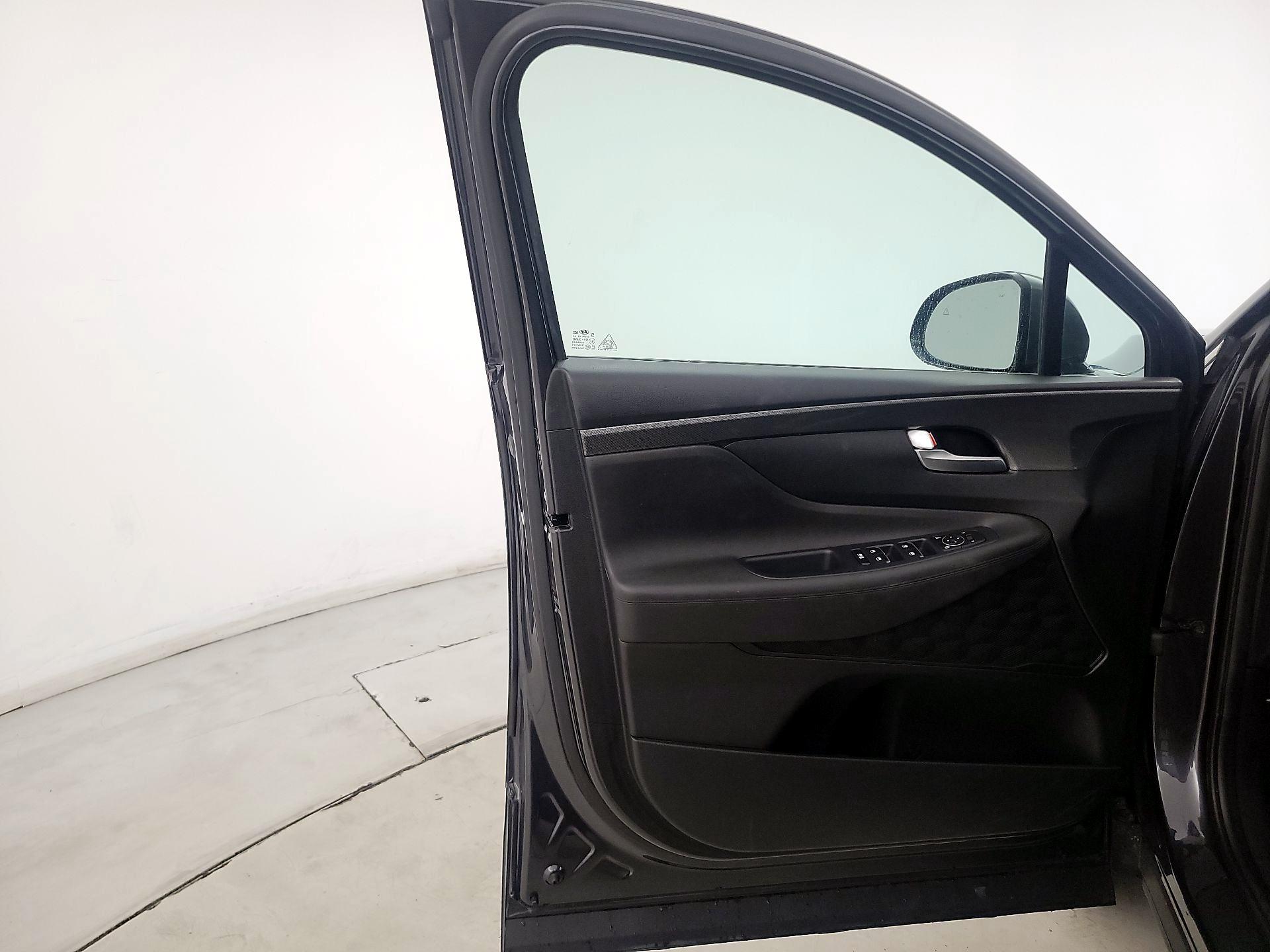 Thumbnail: 2023 Hyundai Santa Fe - 12