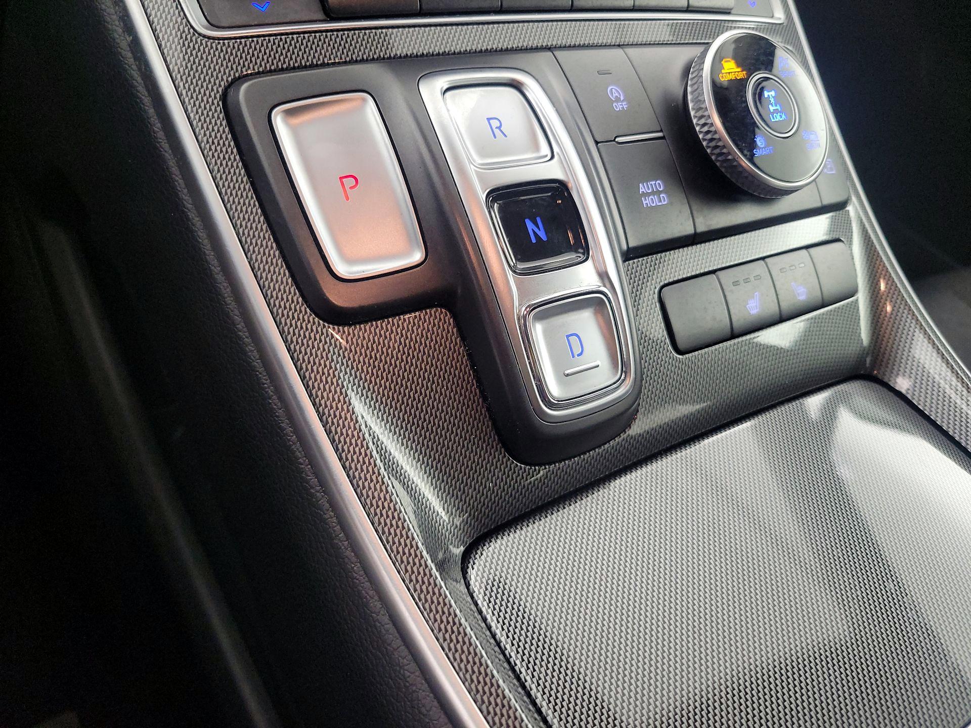 Thumbnail: 2023 Hyundai Santa Fe - 18