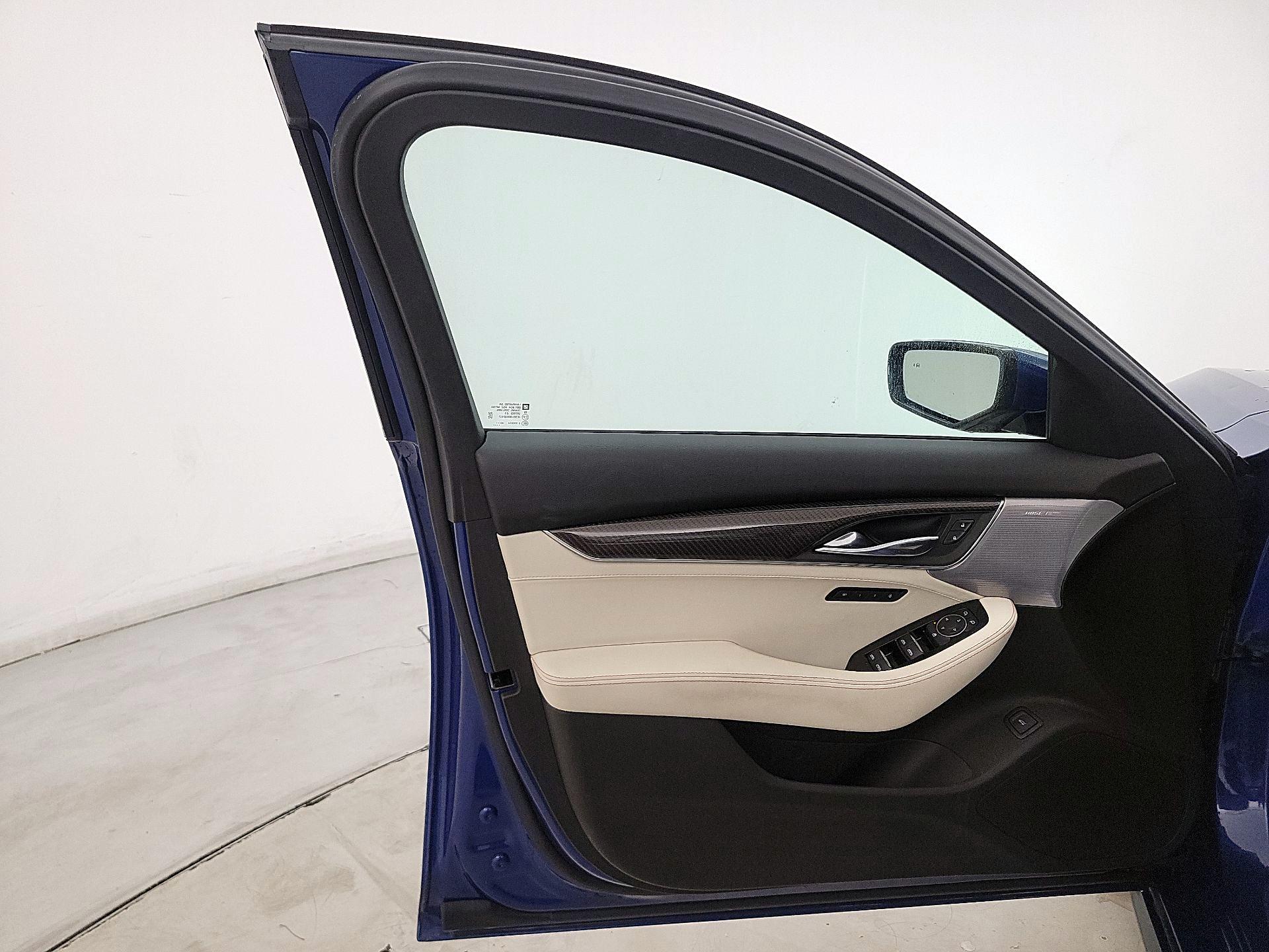 Thumbnail: 2021 Cadillac CT5 - 12