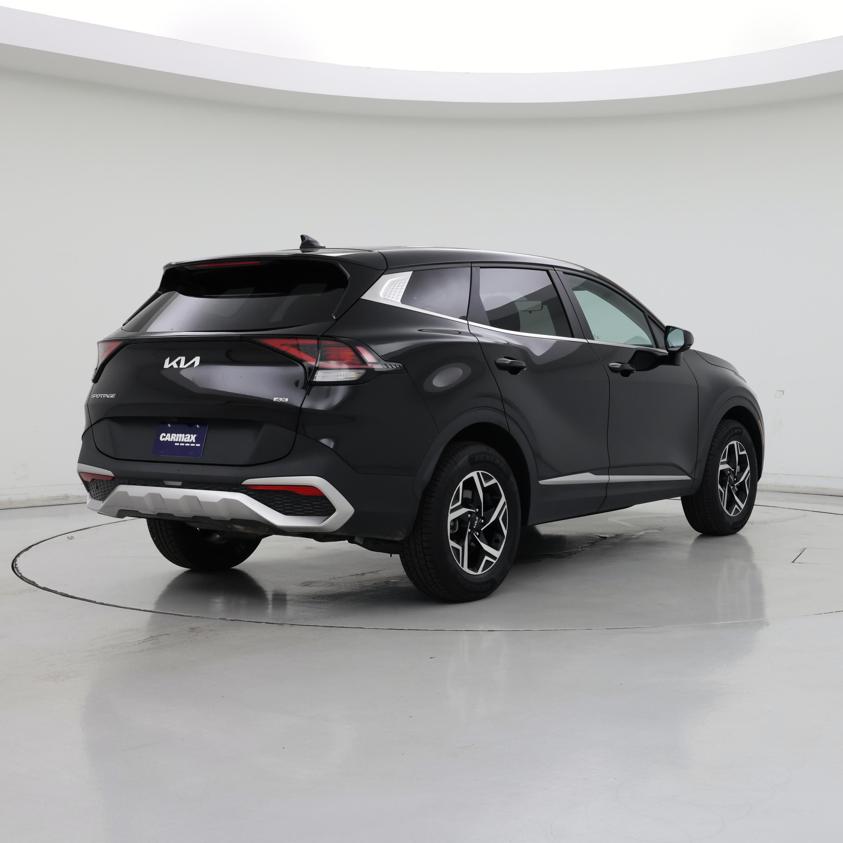Thumbnail: 2023 Kia Sportage - 8