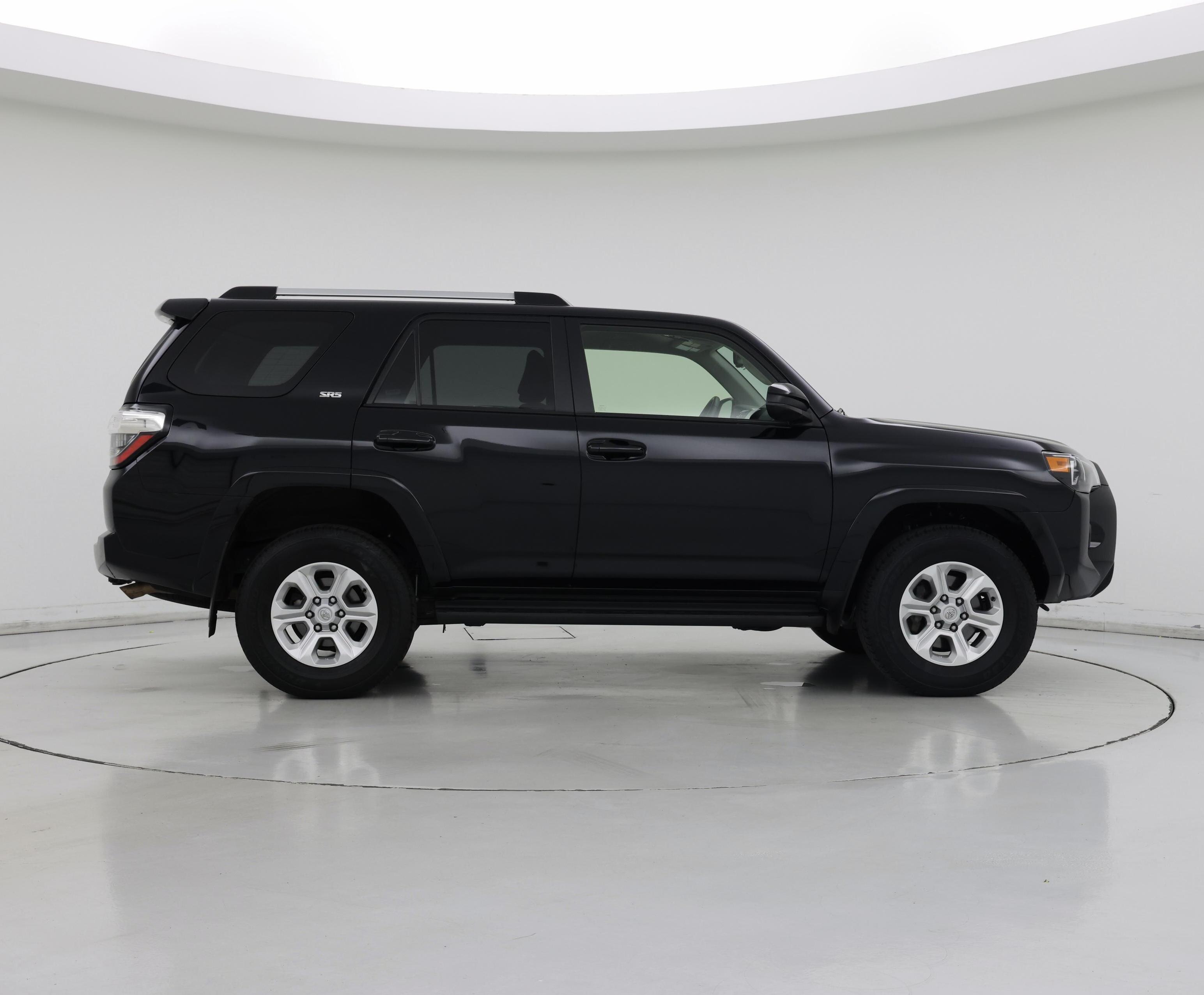 Thumbnail: 2024 Toyota 4Runner - 7