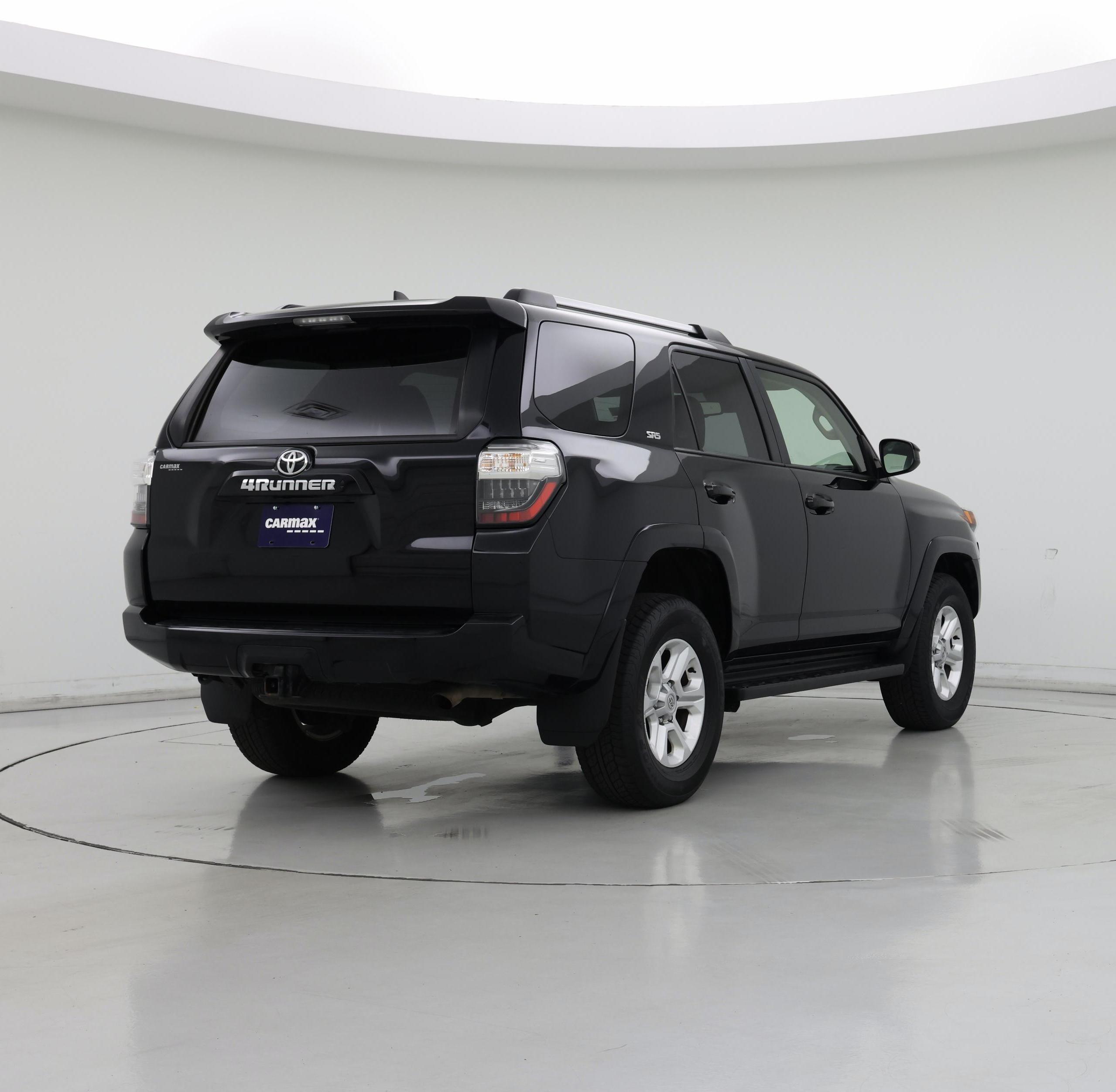 Thumbnail: 2024 Toyota 4Runner - 8