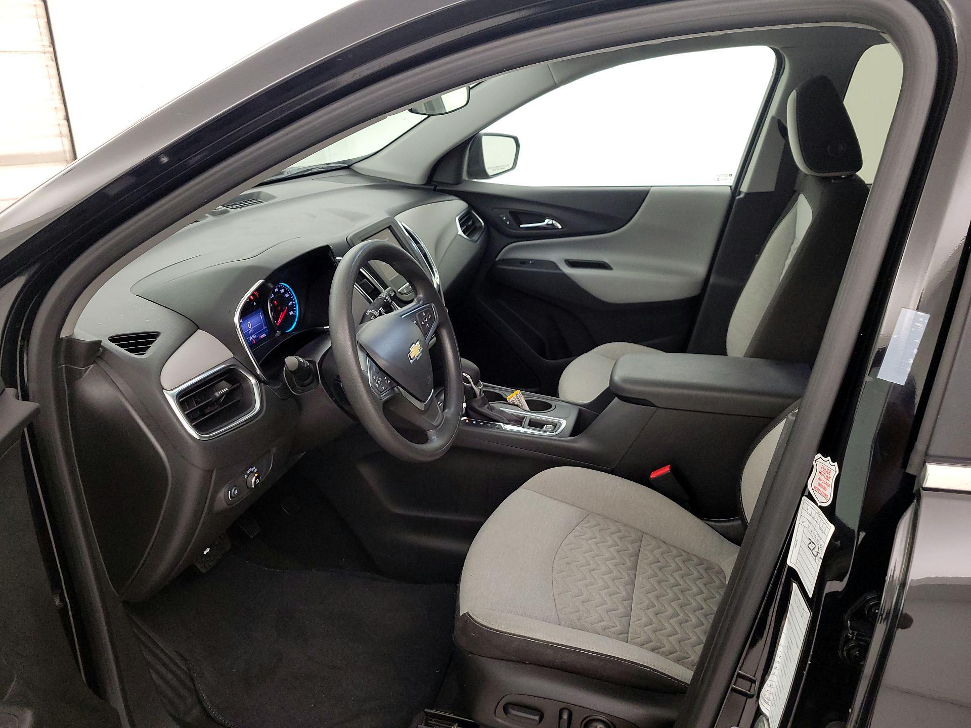 Thumbnail: 2023 Chevrolet Equinox - 9