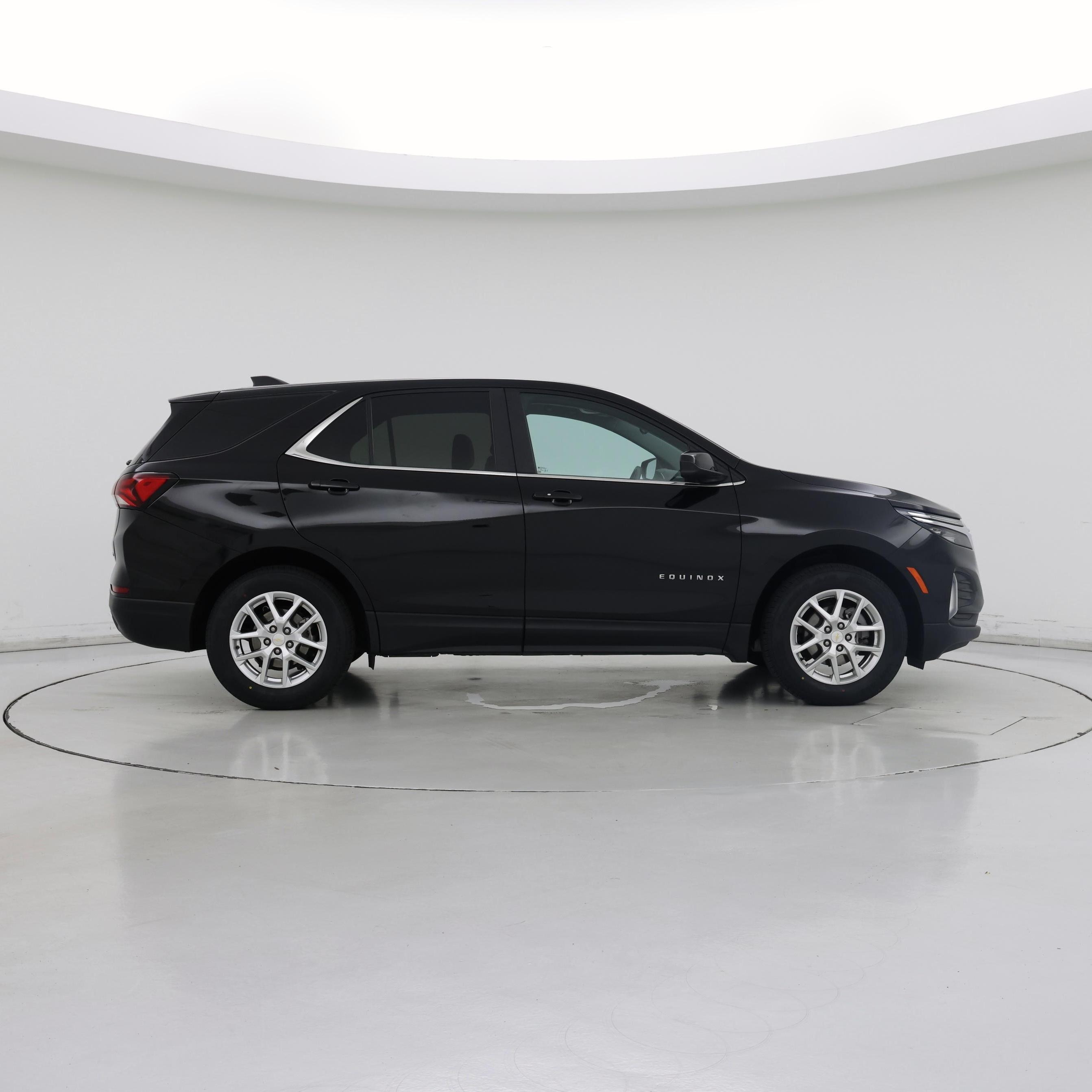 Thumbnail: 2023 Chevrolet Equinox - 7