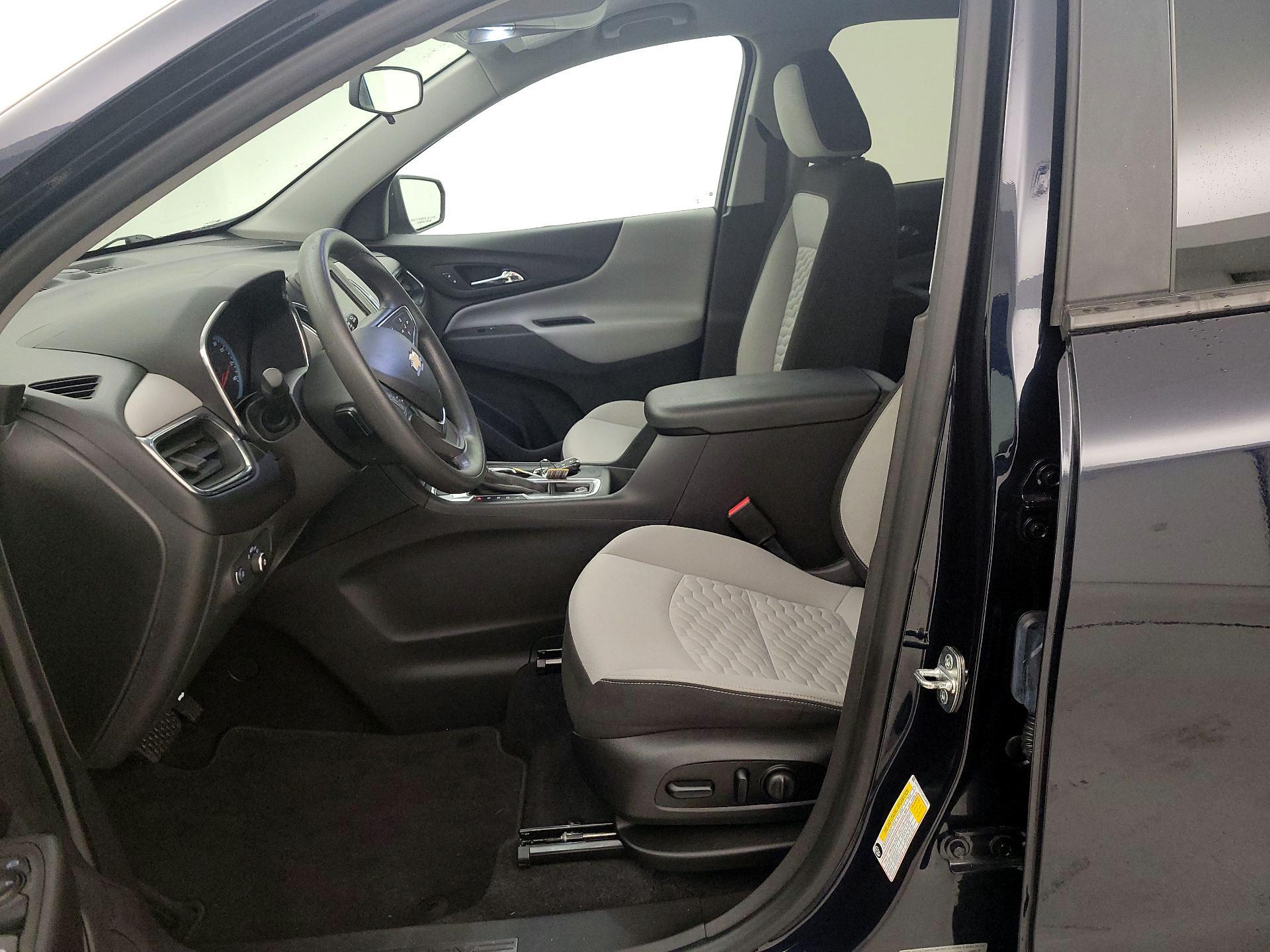 Thumbnail: 2021 Chevrolet Equinox - 11