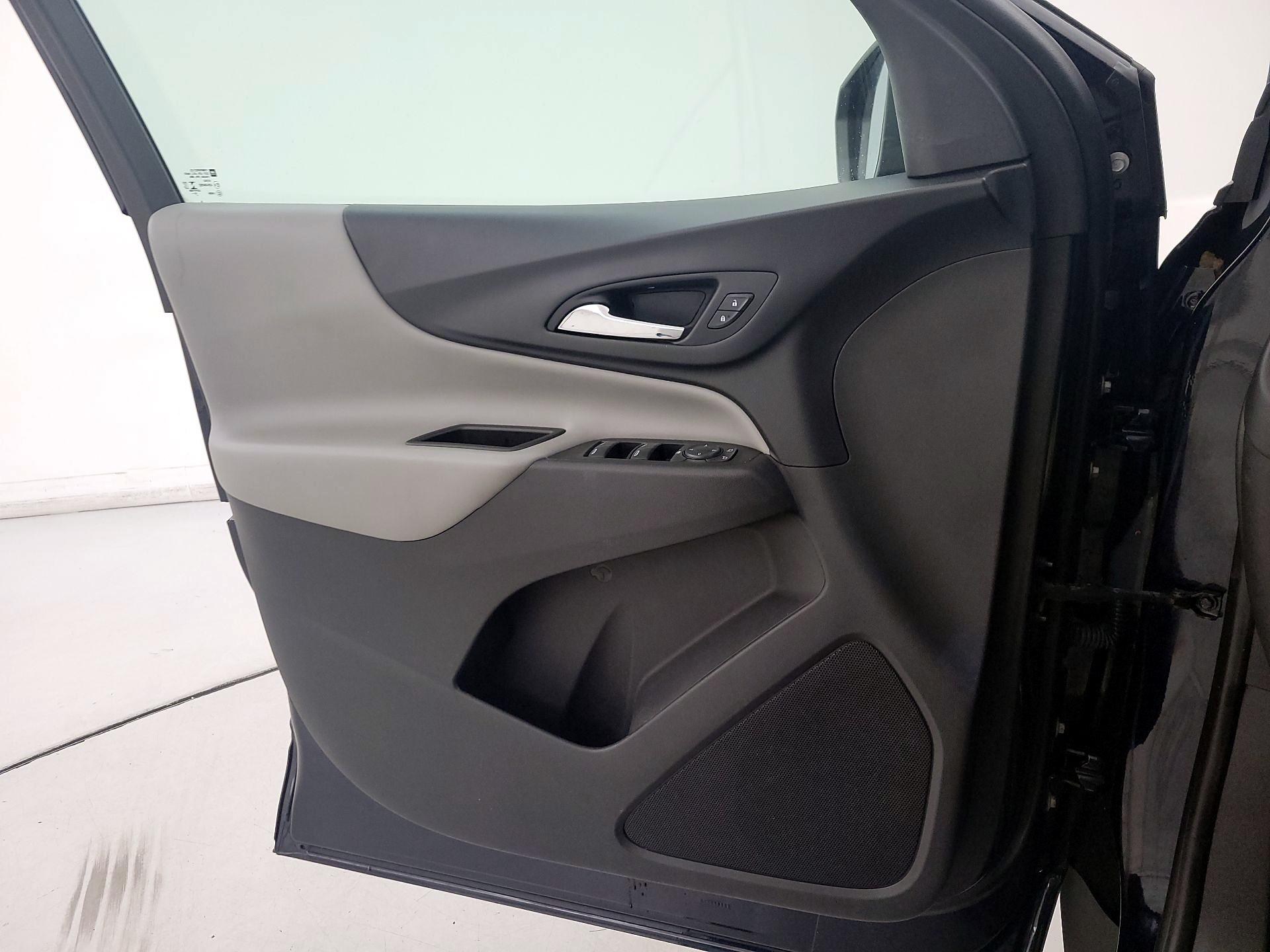 Thumbnail: 2021 Chevrolet Equinox - 12