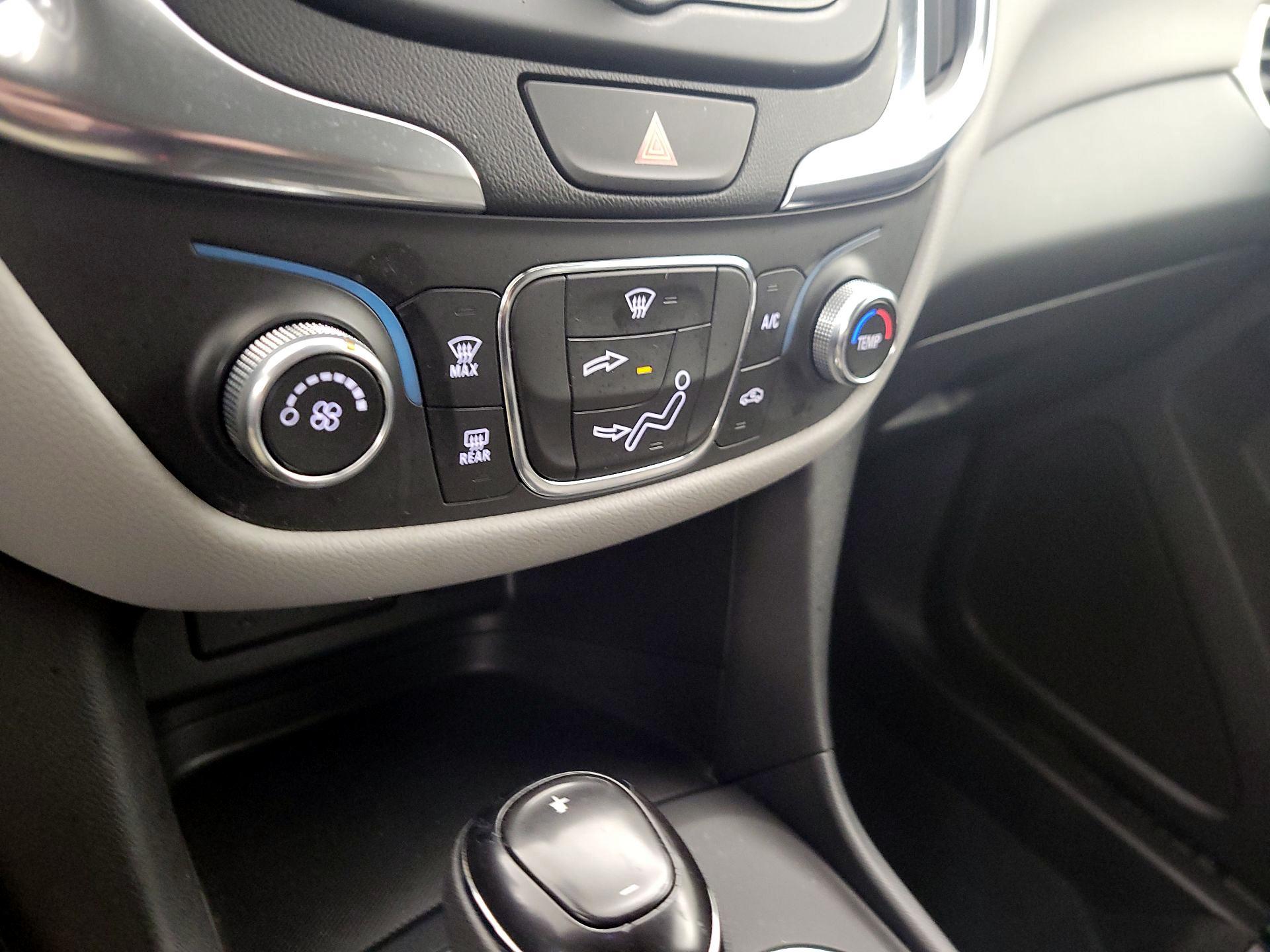 Thumbnail: 2021 Chevrolet Equinox - 16