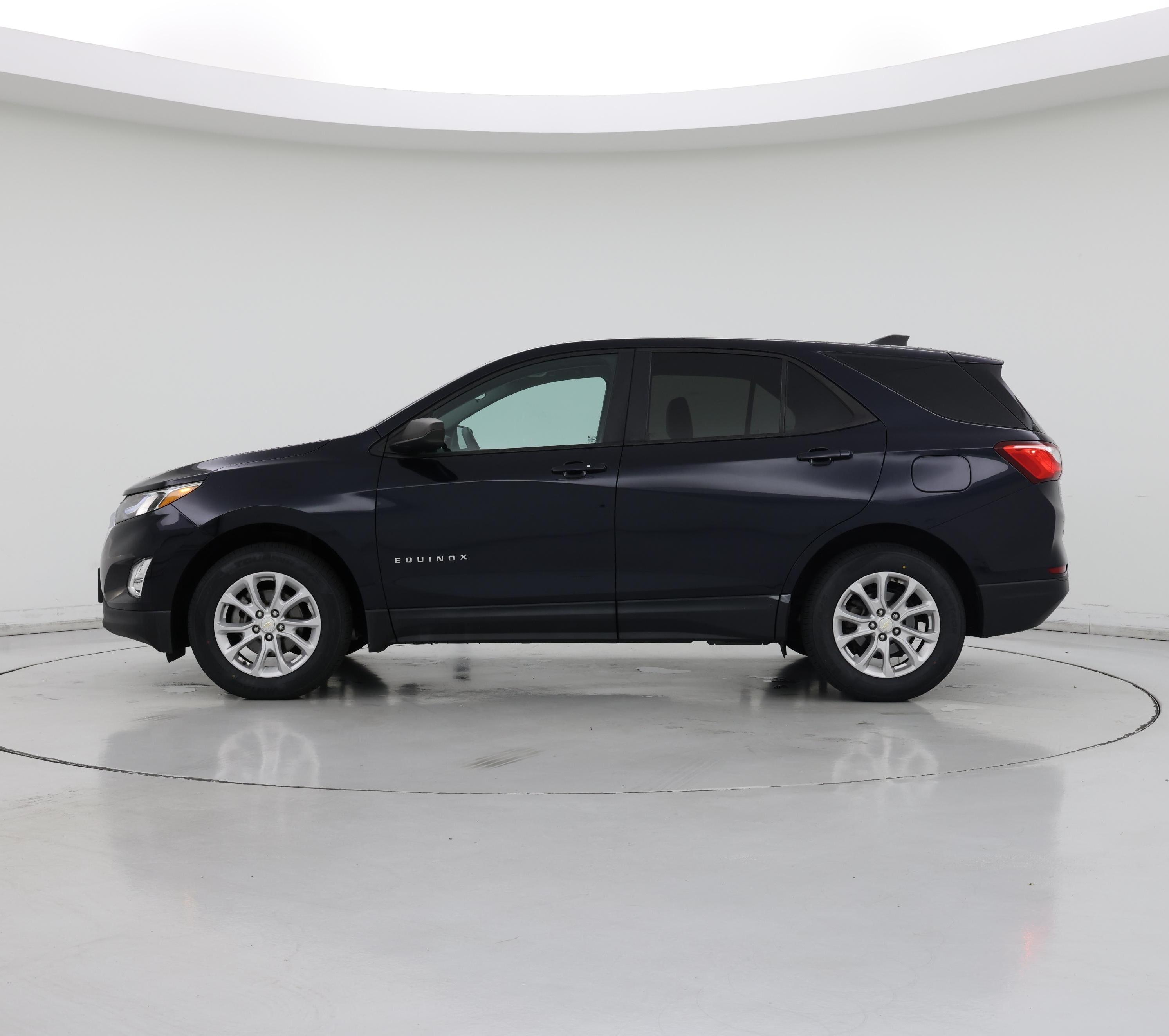 Thumbnail: 2021 Chevrolet Equinox - 3