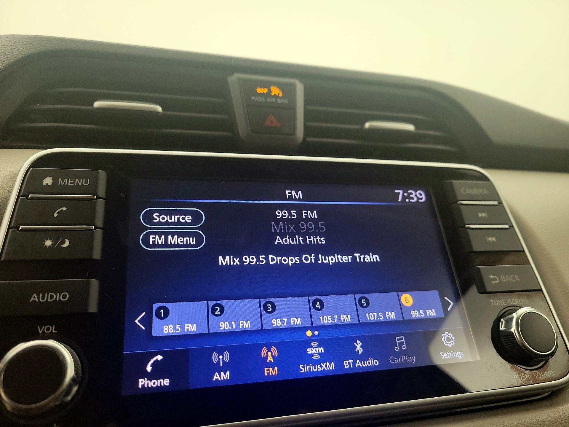 Thumbnail: 2021 Nissan Versa - 14