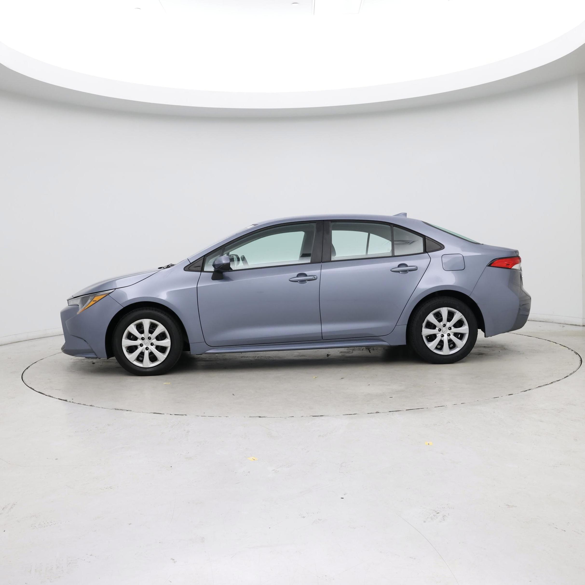 Thumbnail: 2022 Toyota Corolla - 3
