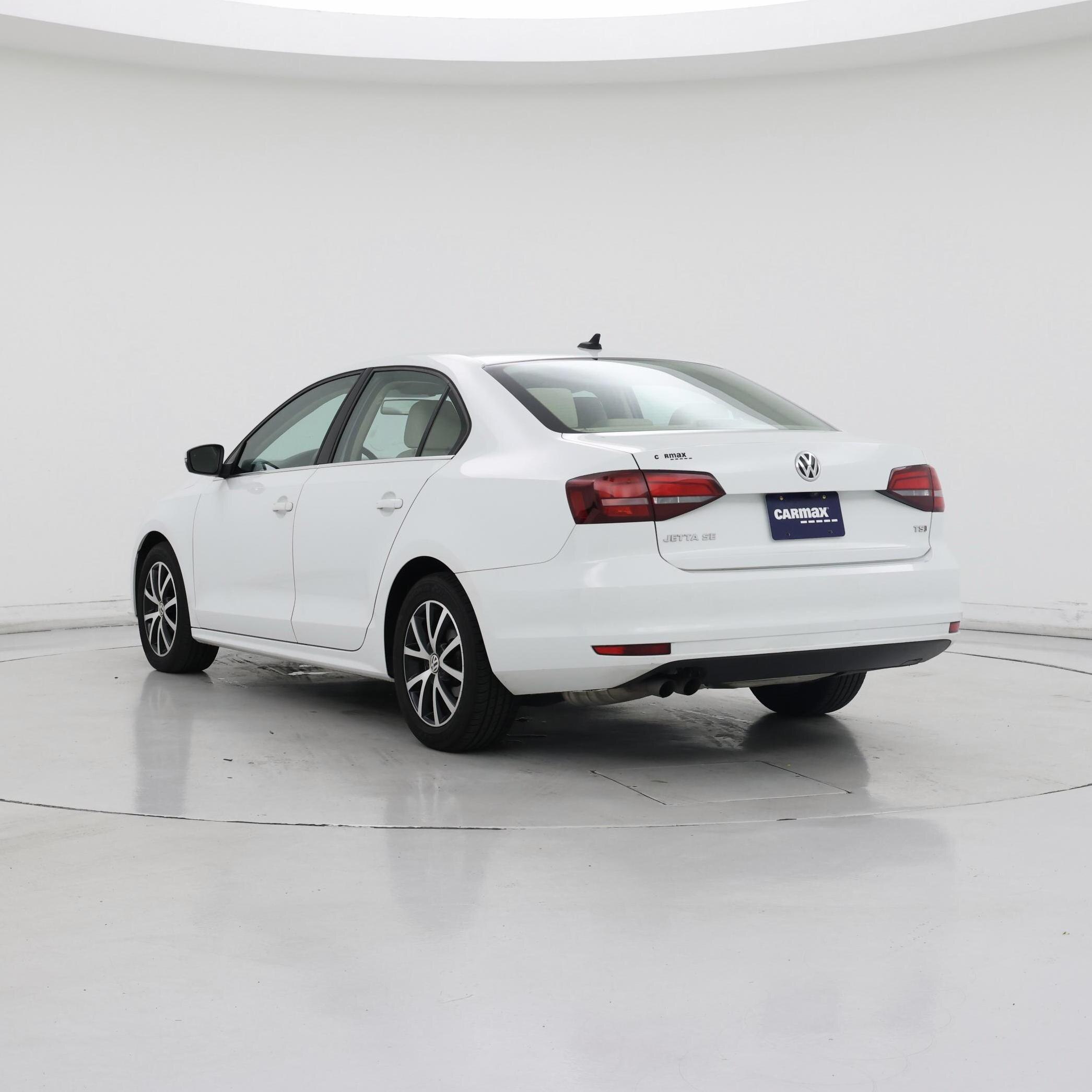 Thumbnail: 2017 Volkswagen Jetta - 2