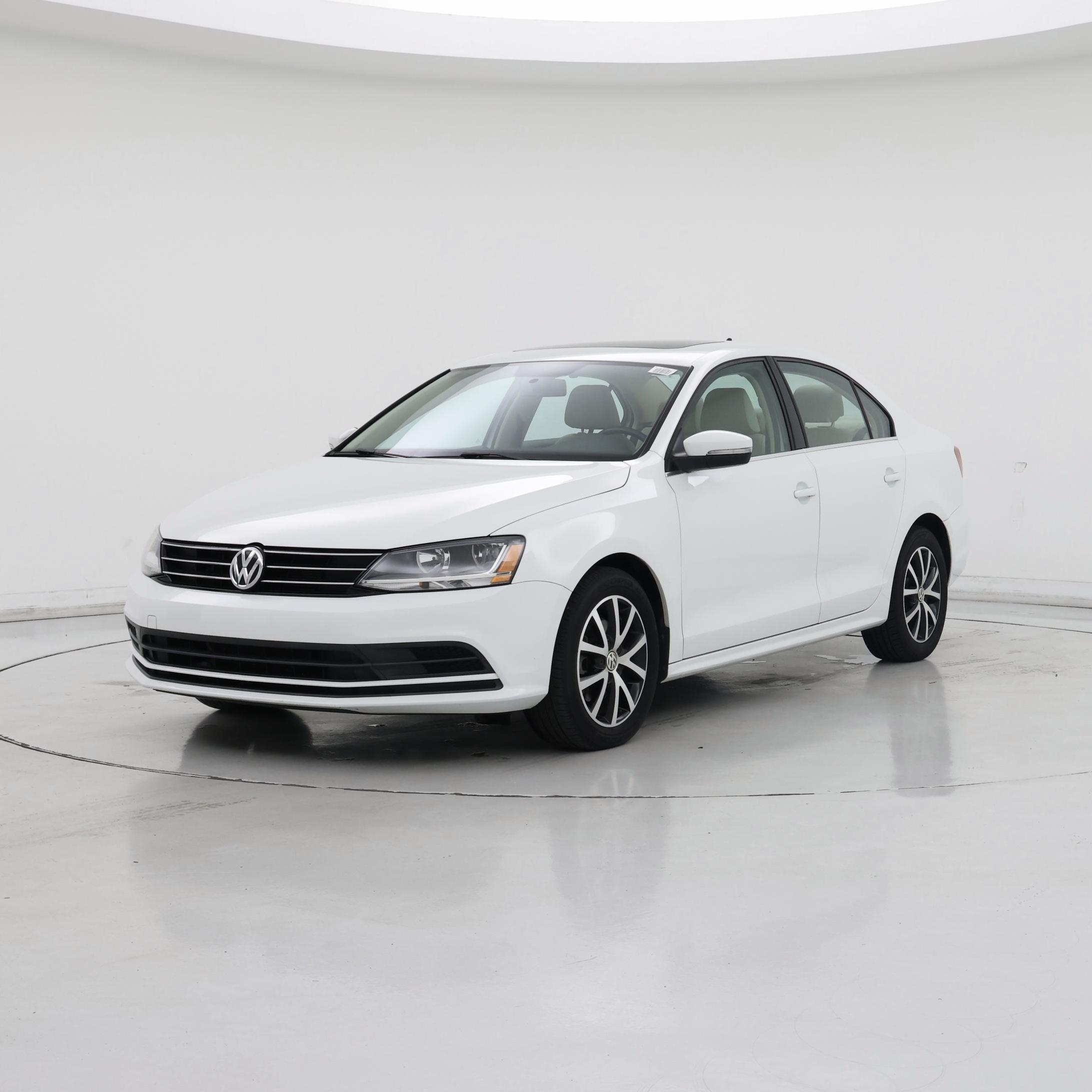 Thumbnail: 2017 Volkswagen Jetta - 4