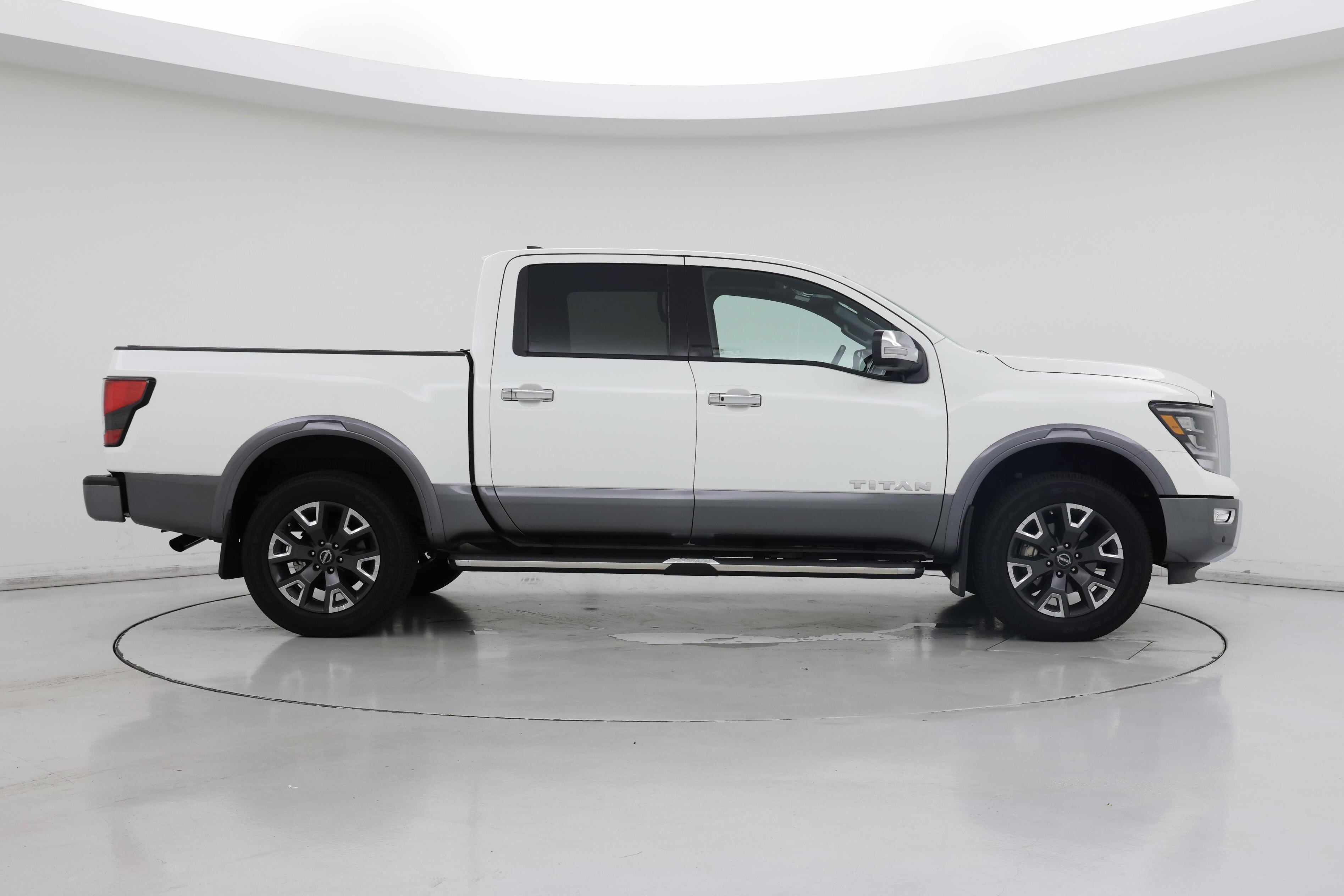 Thumbnail: 2024 Nissan Titan - 7