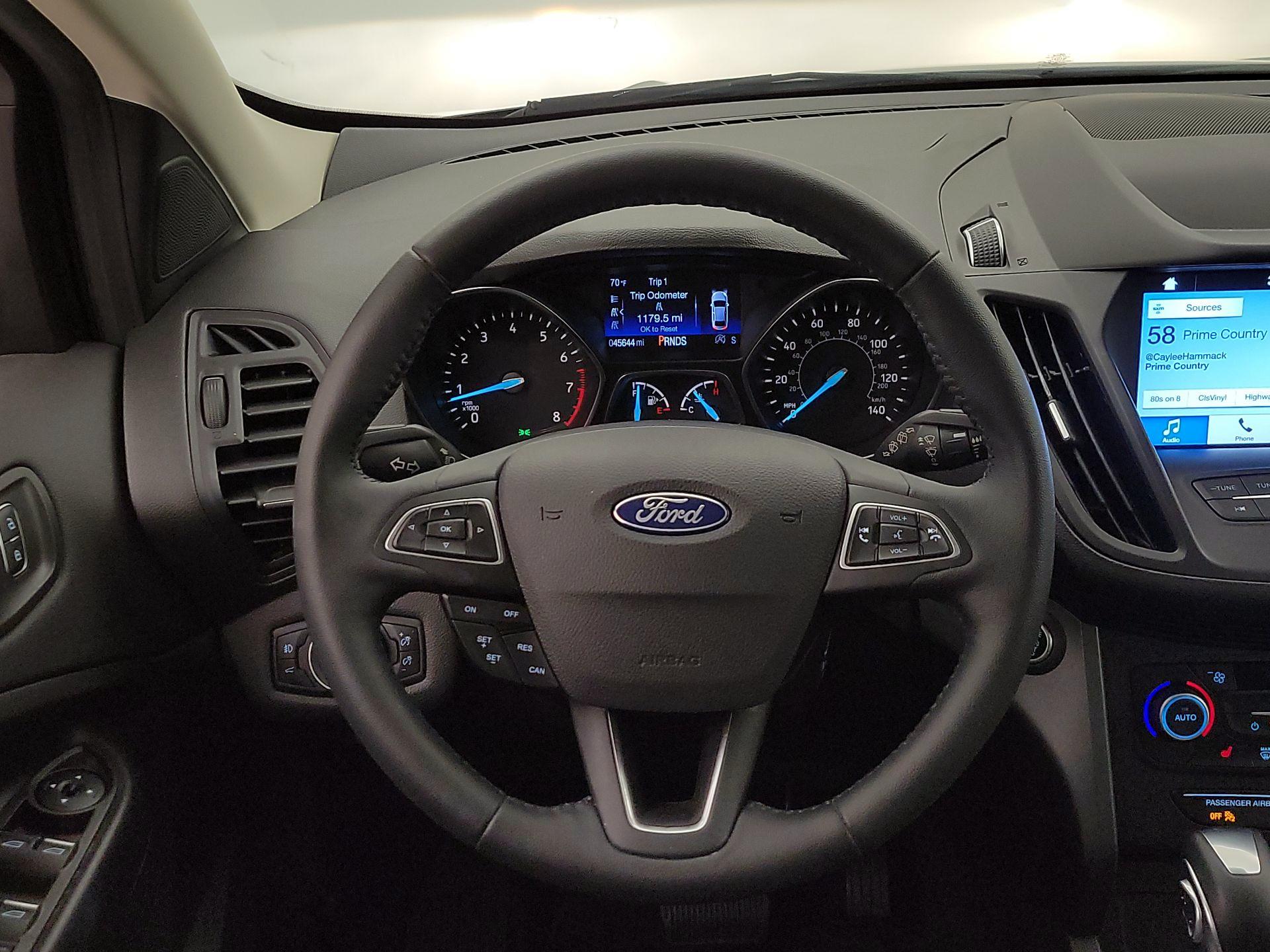 Thumbnail: 2019 Ford Escape - 10