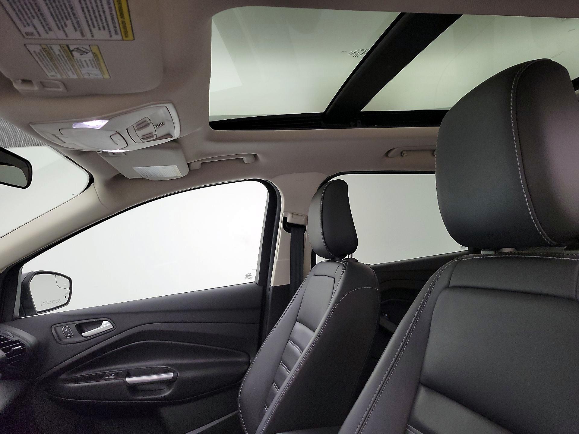 Thumbnail: 2019 Ford Escape - 19