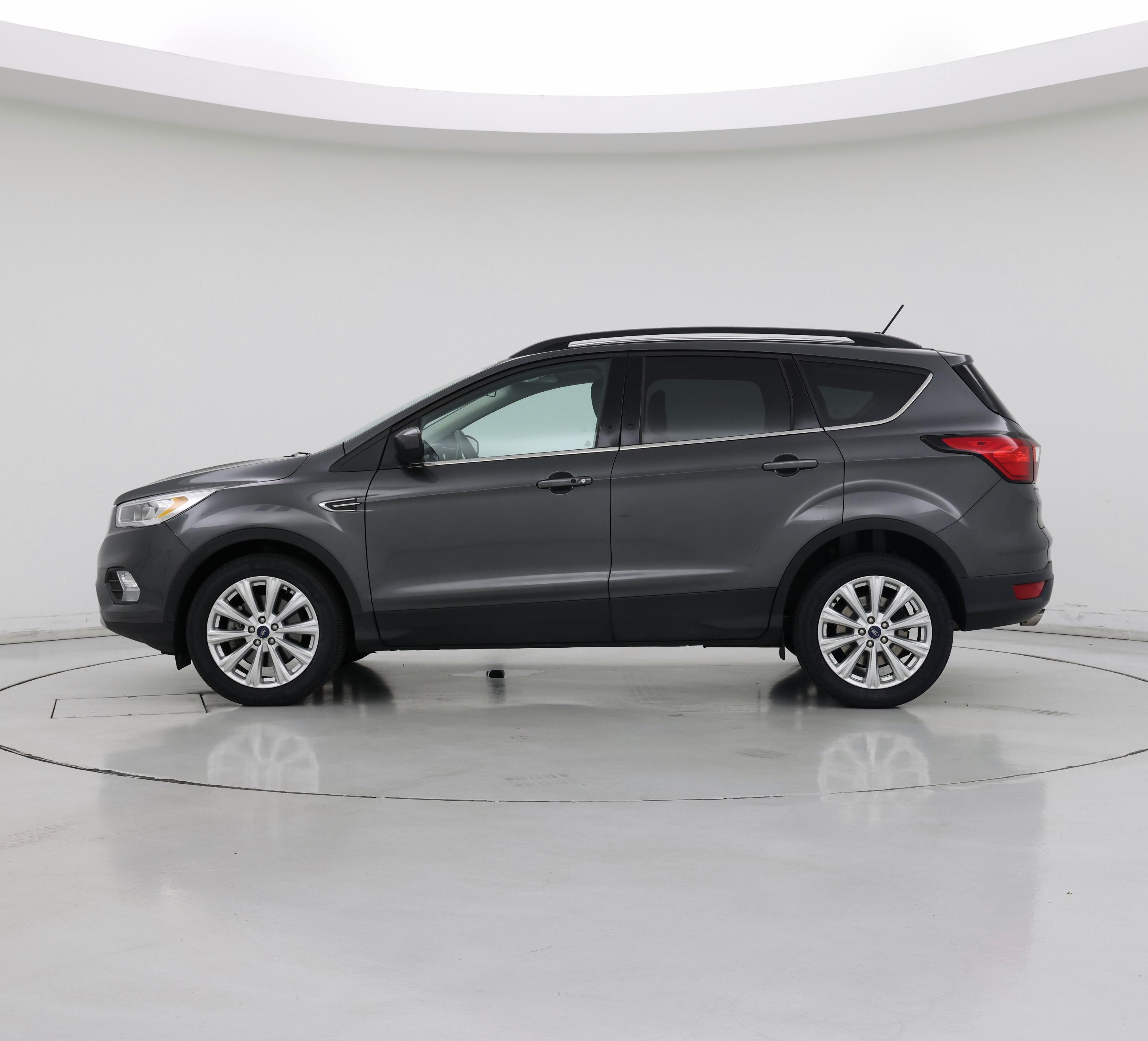 Thumbnail: 2019 Ford Escape - 3
