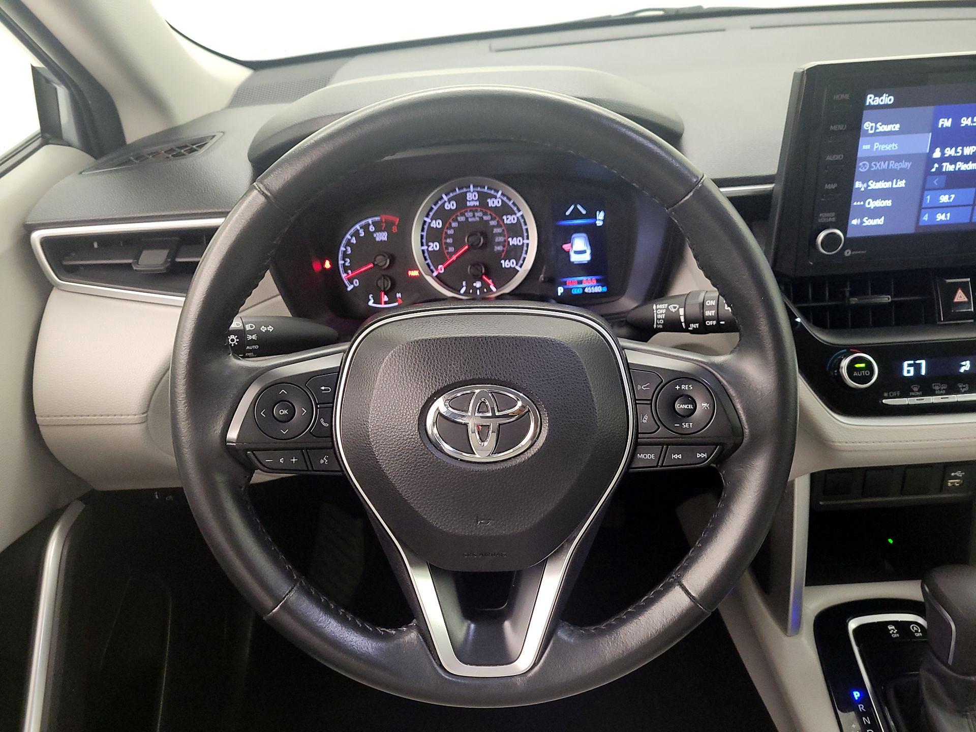 Thumbnail: 2022 Toyota Corolla Cross - 10