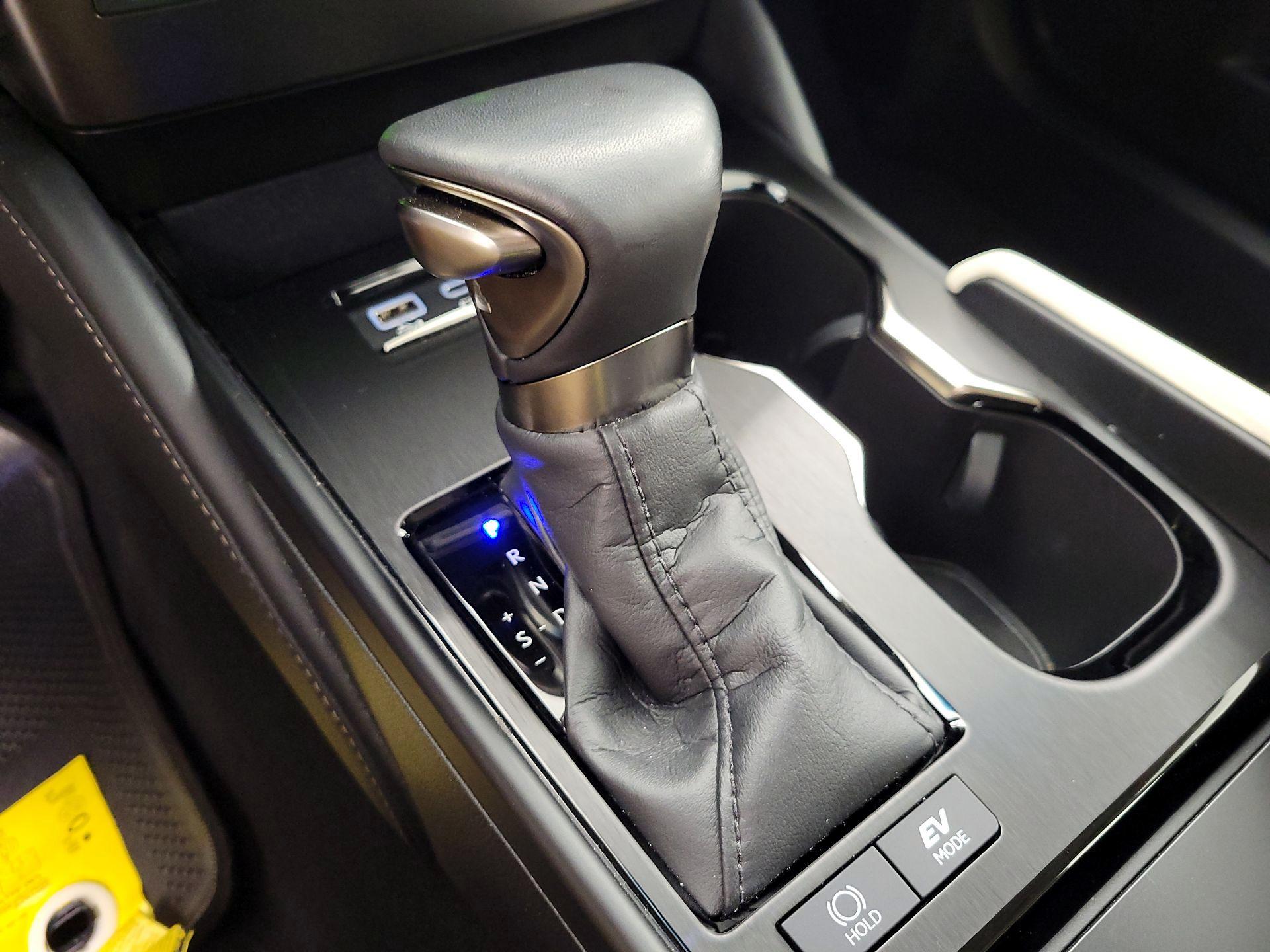 Thumbnail: 2024 Lexus ES - 18