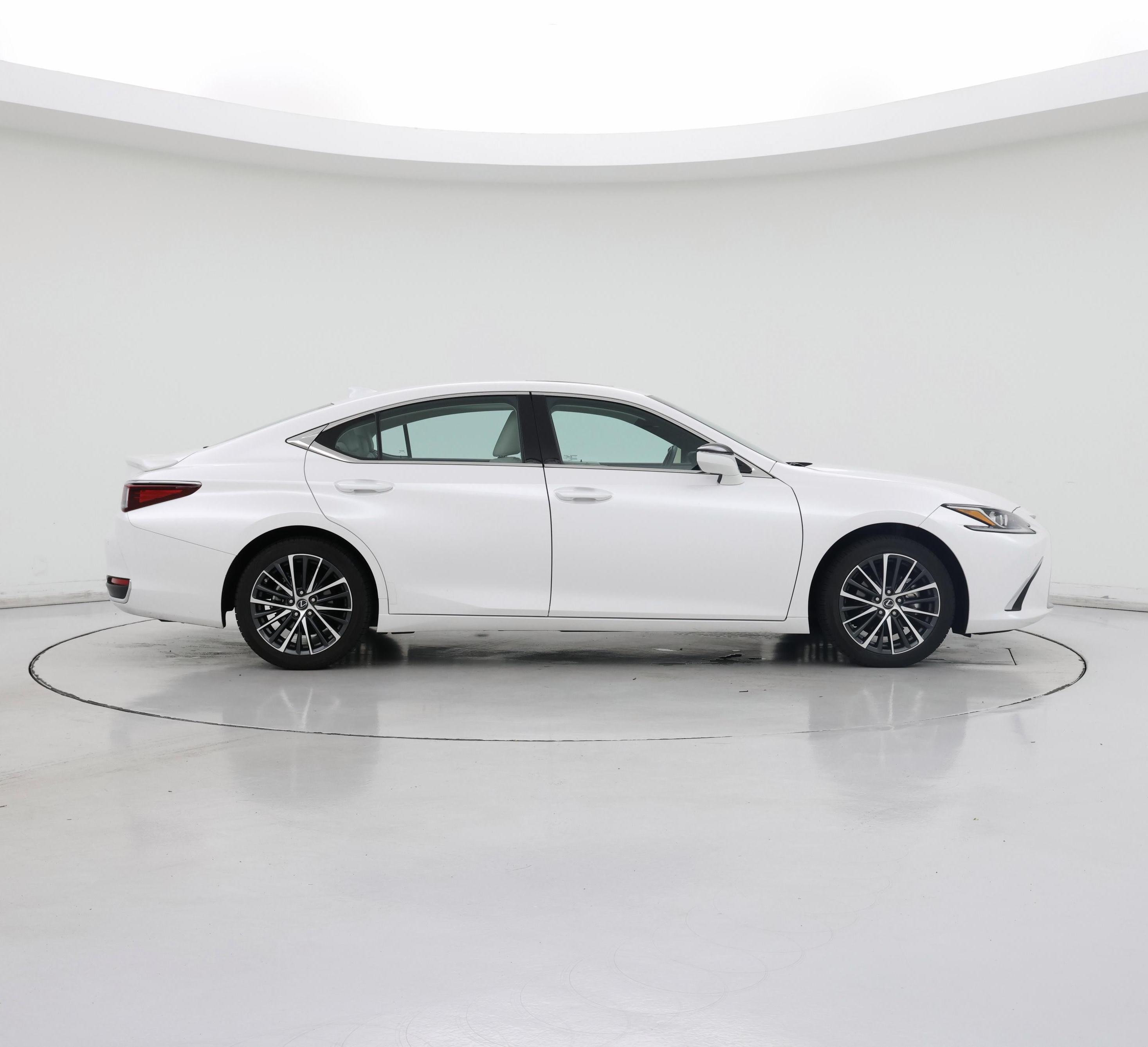 Thumbnail: 2024 Lexus ES - 7