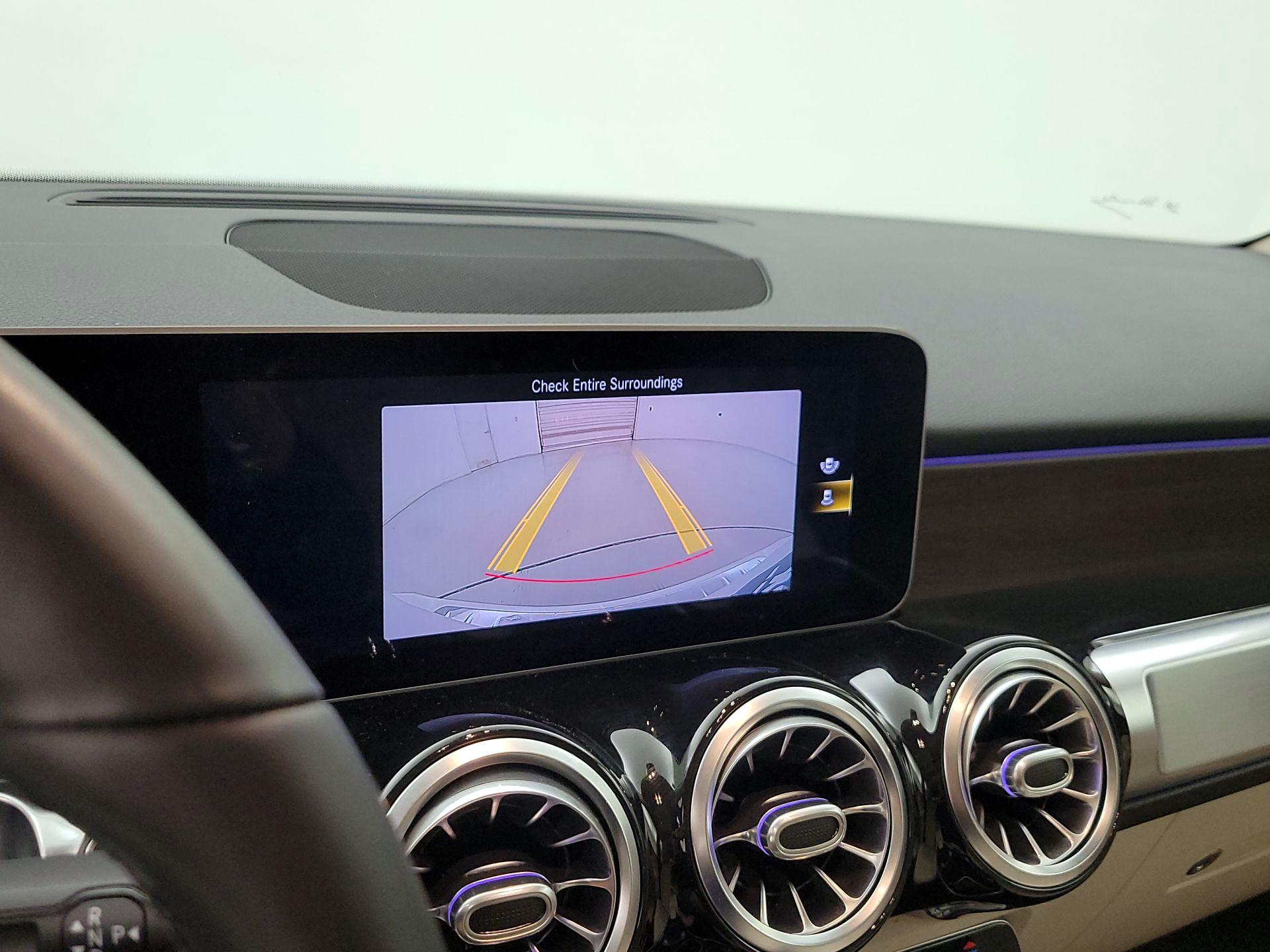 Thumbnail: 2020 Mercedes-Benz GLB - 14