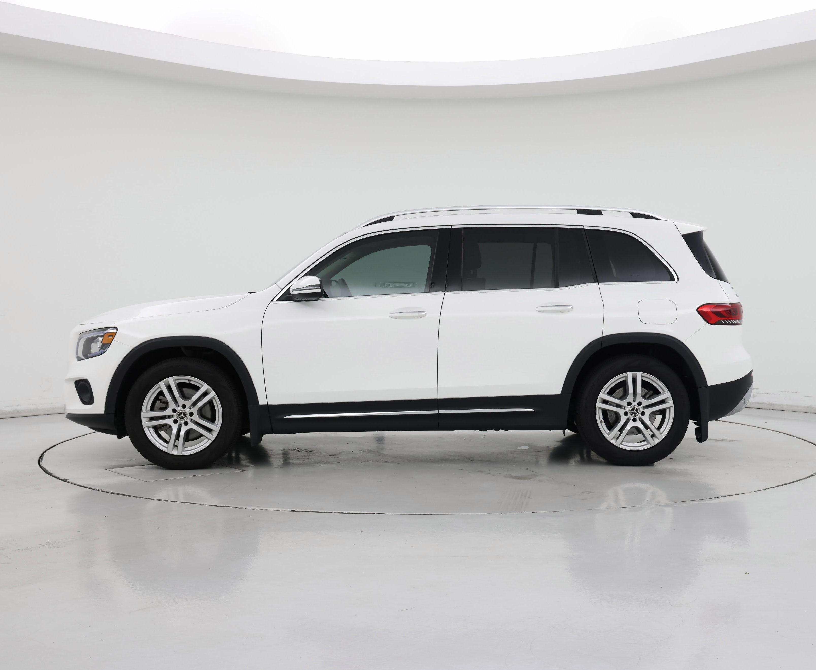 Thumbnail: 2020 Mercedes-Benz GLB - 3