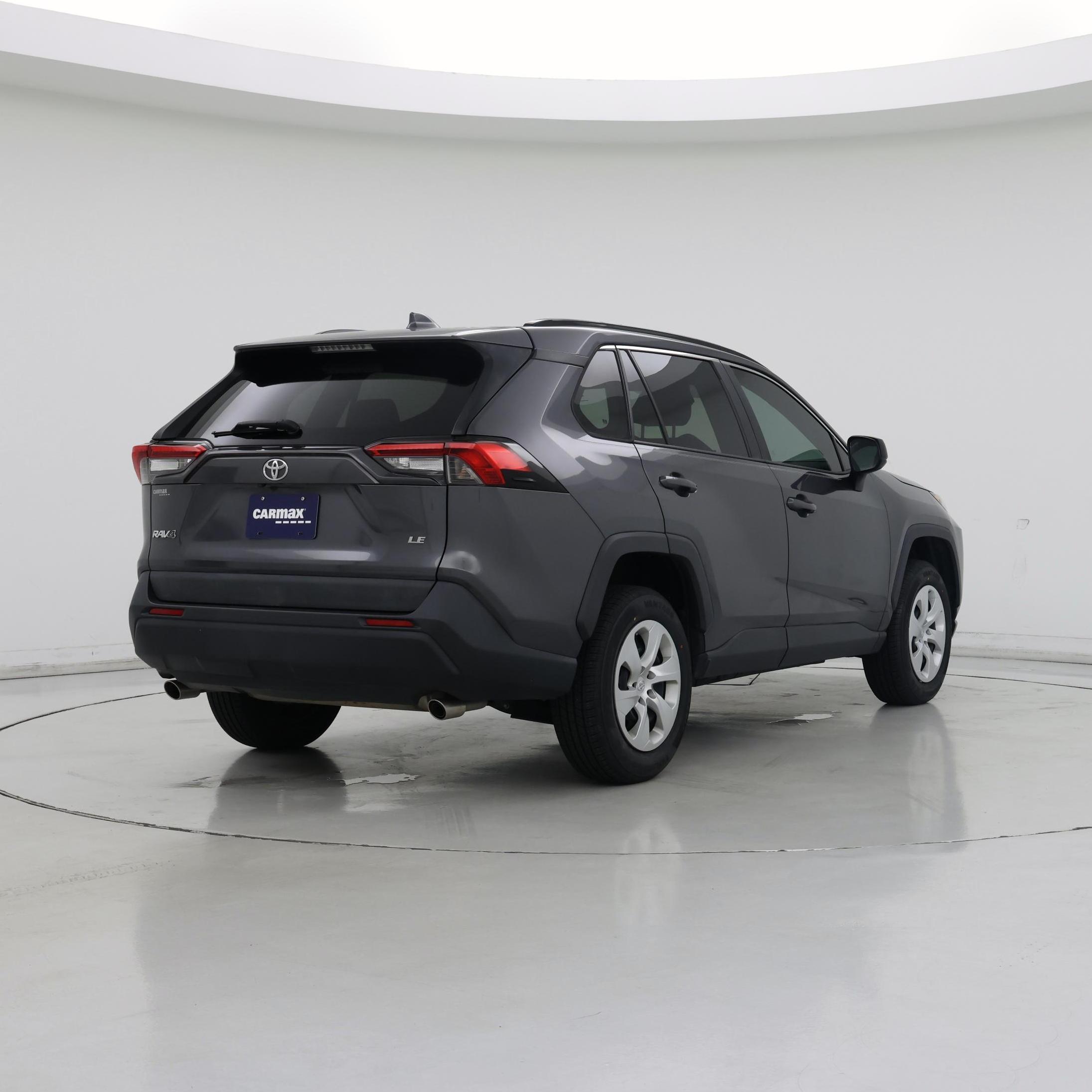 Thumbnail: 2019 Toyota RAV4 - 8