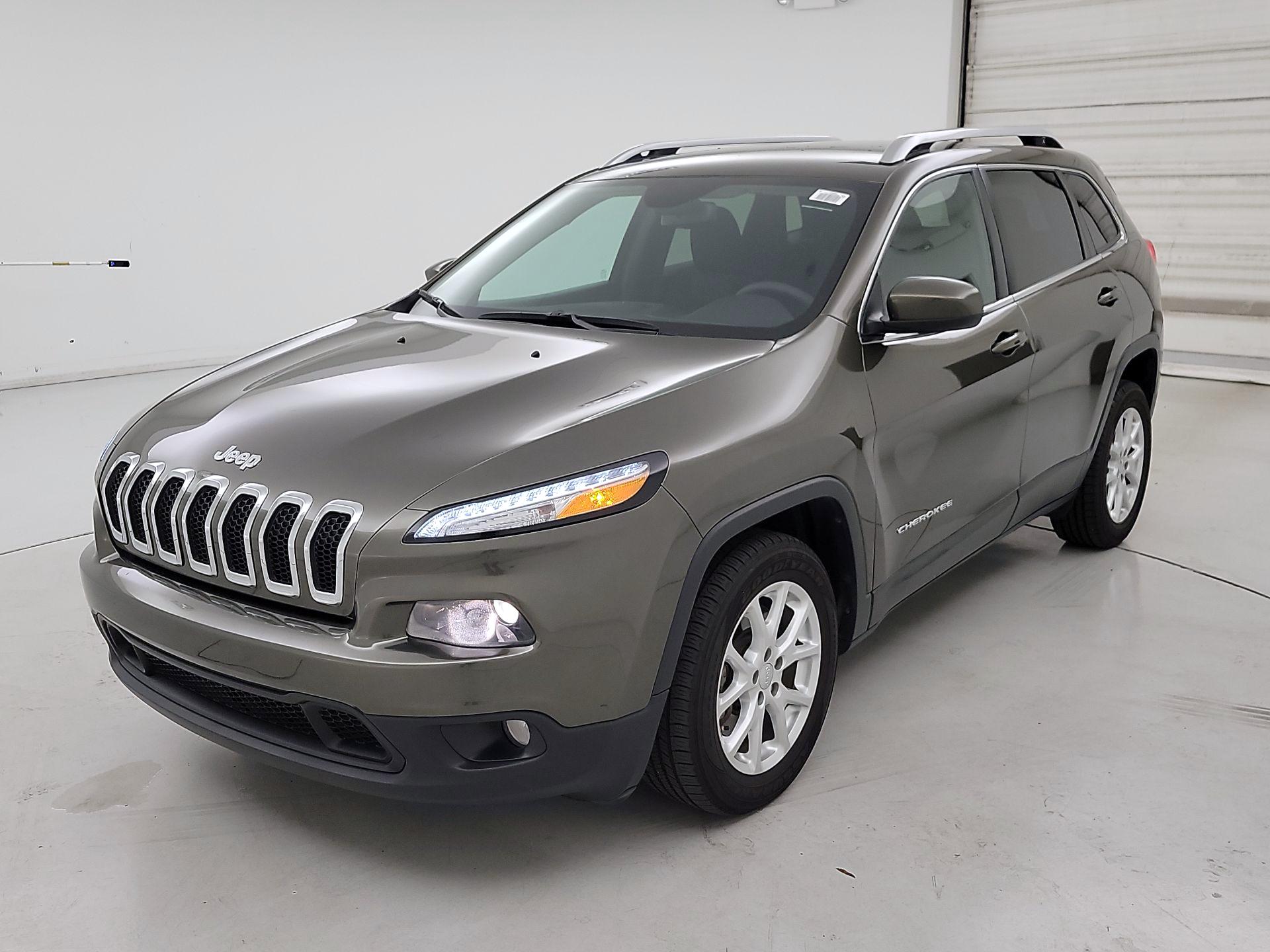 Thumbnail: 2015 Jeep Cherokee - 3