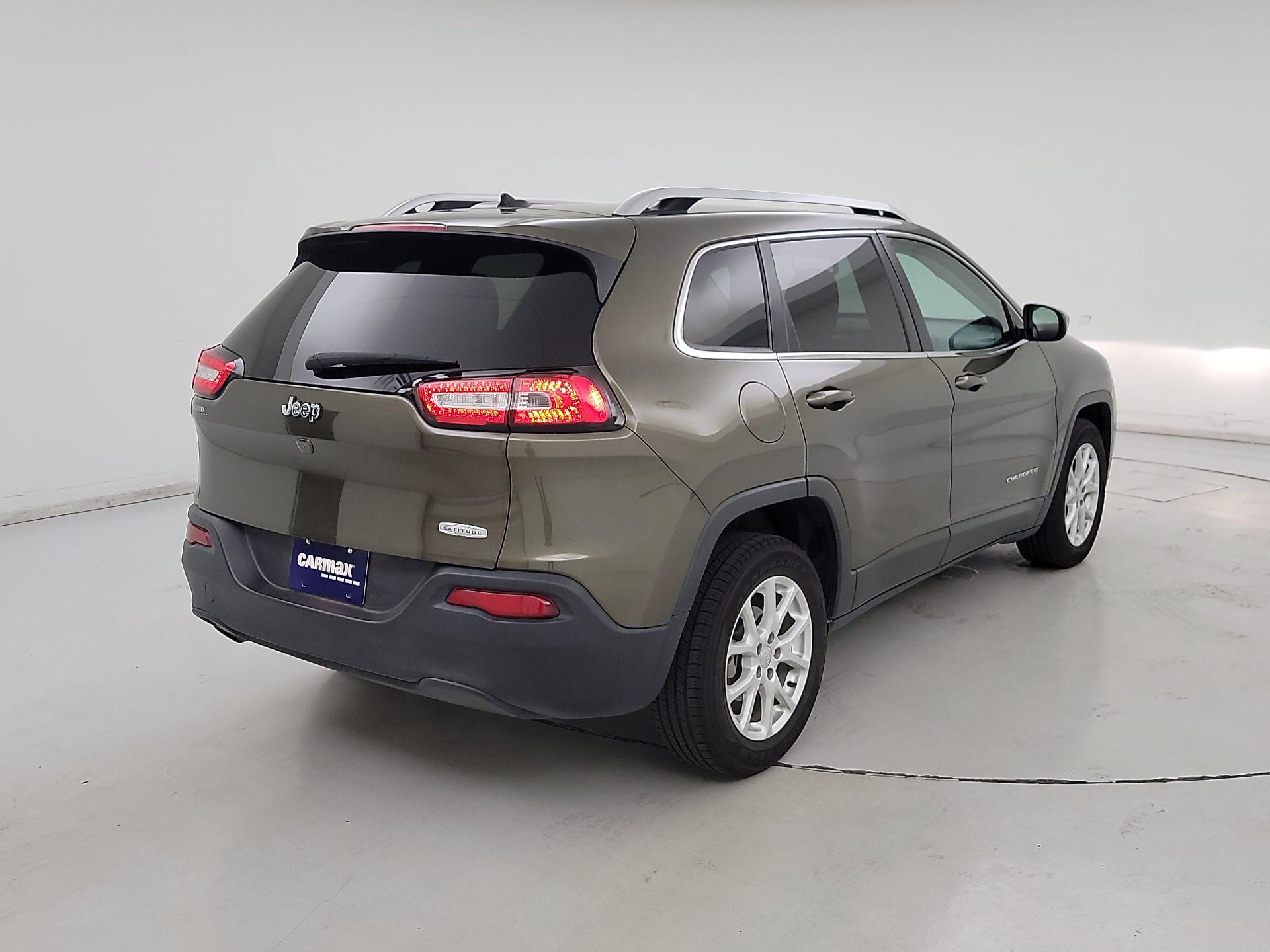 Thumbnail: 2015 Jeep Cherokee - 5