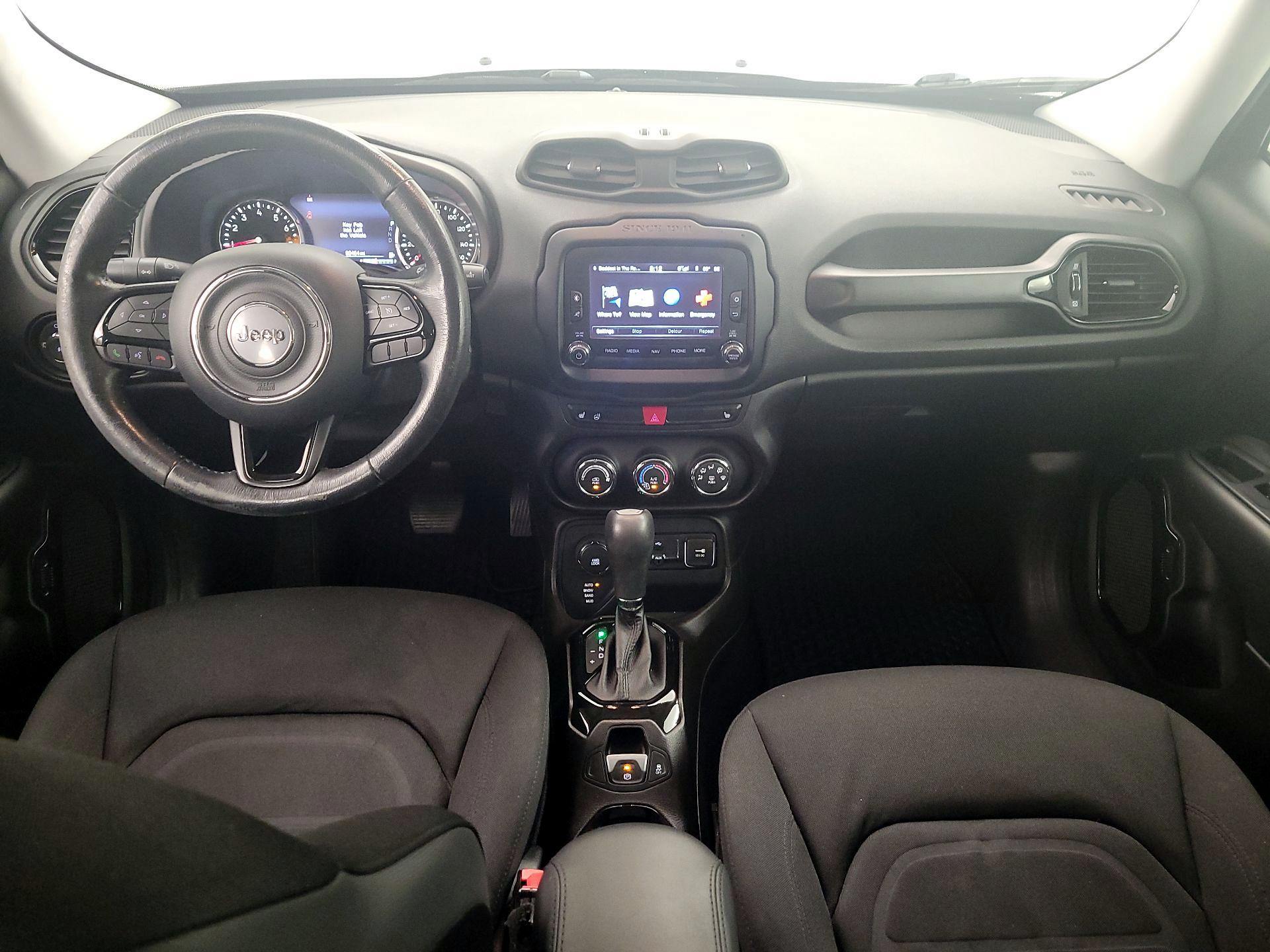 Thumbnail: 2017 Jeep Renegade - 9