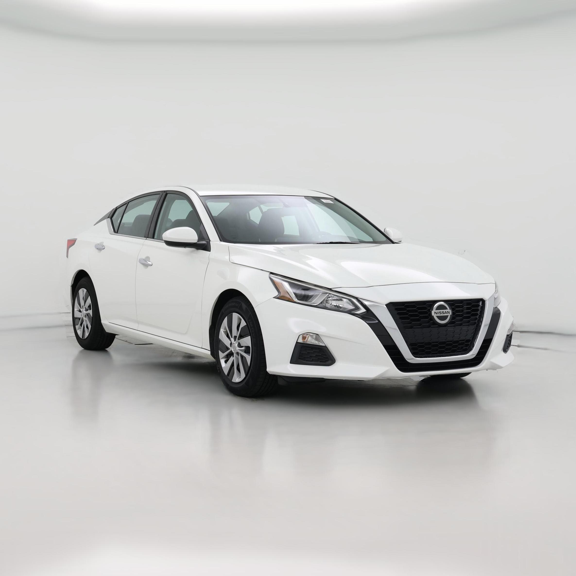 Thumbnail: 2020 Nissan Altima - 1