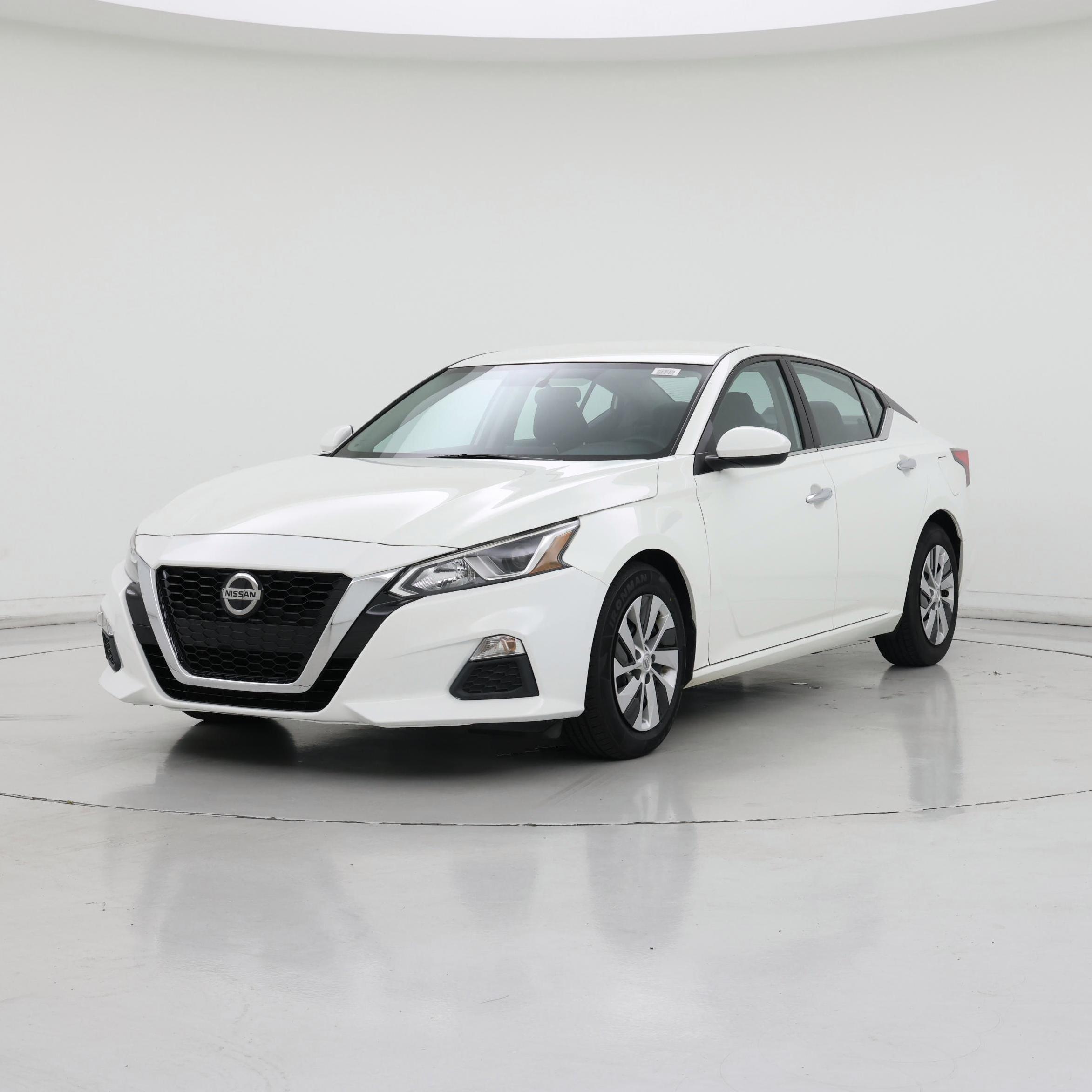 Thumbnail: 2020 Nissan Altima - 4
