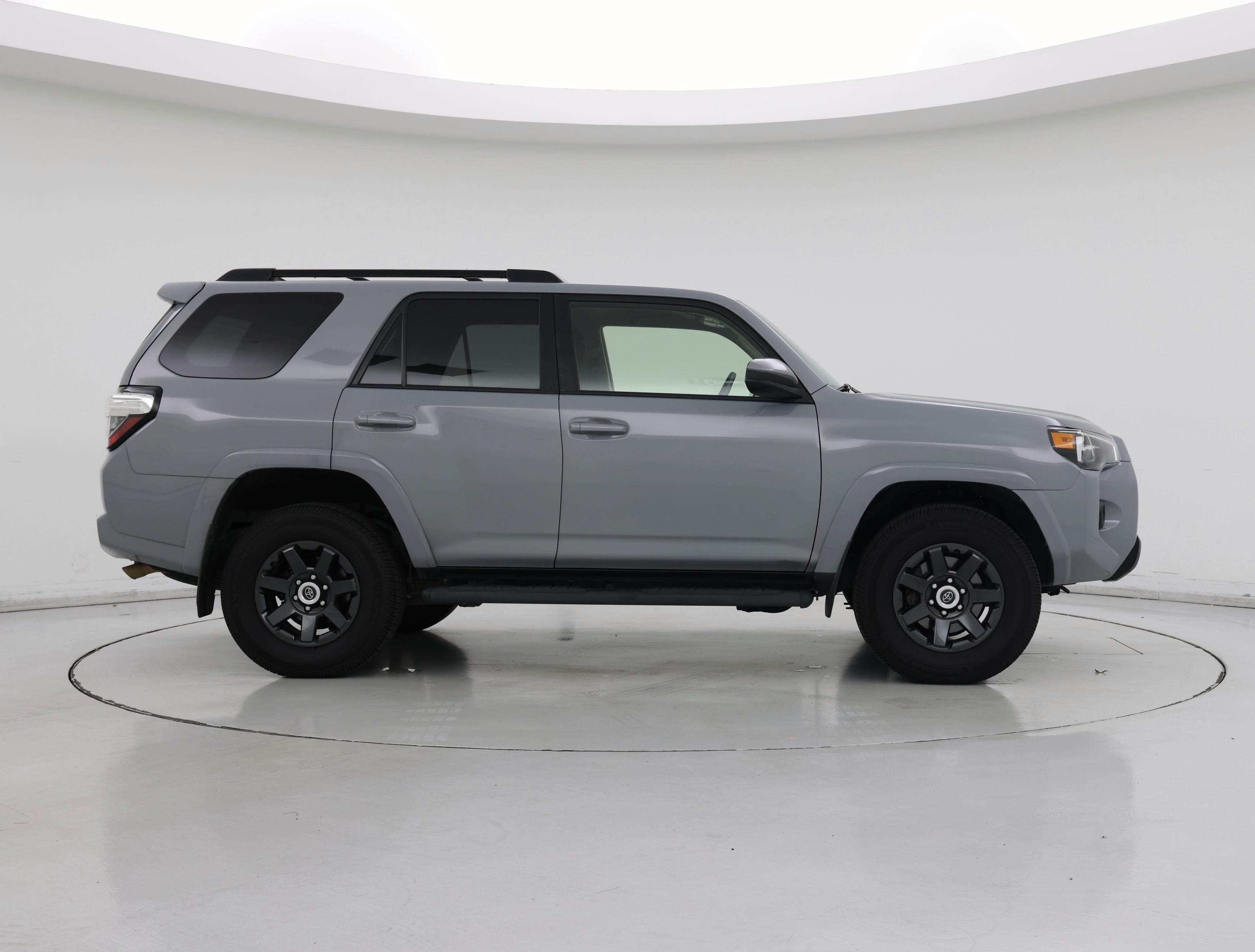 Thumbnail: 2021 Toyota 4Runner - 7