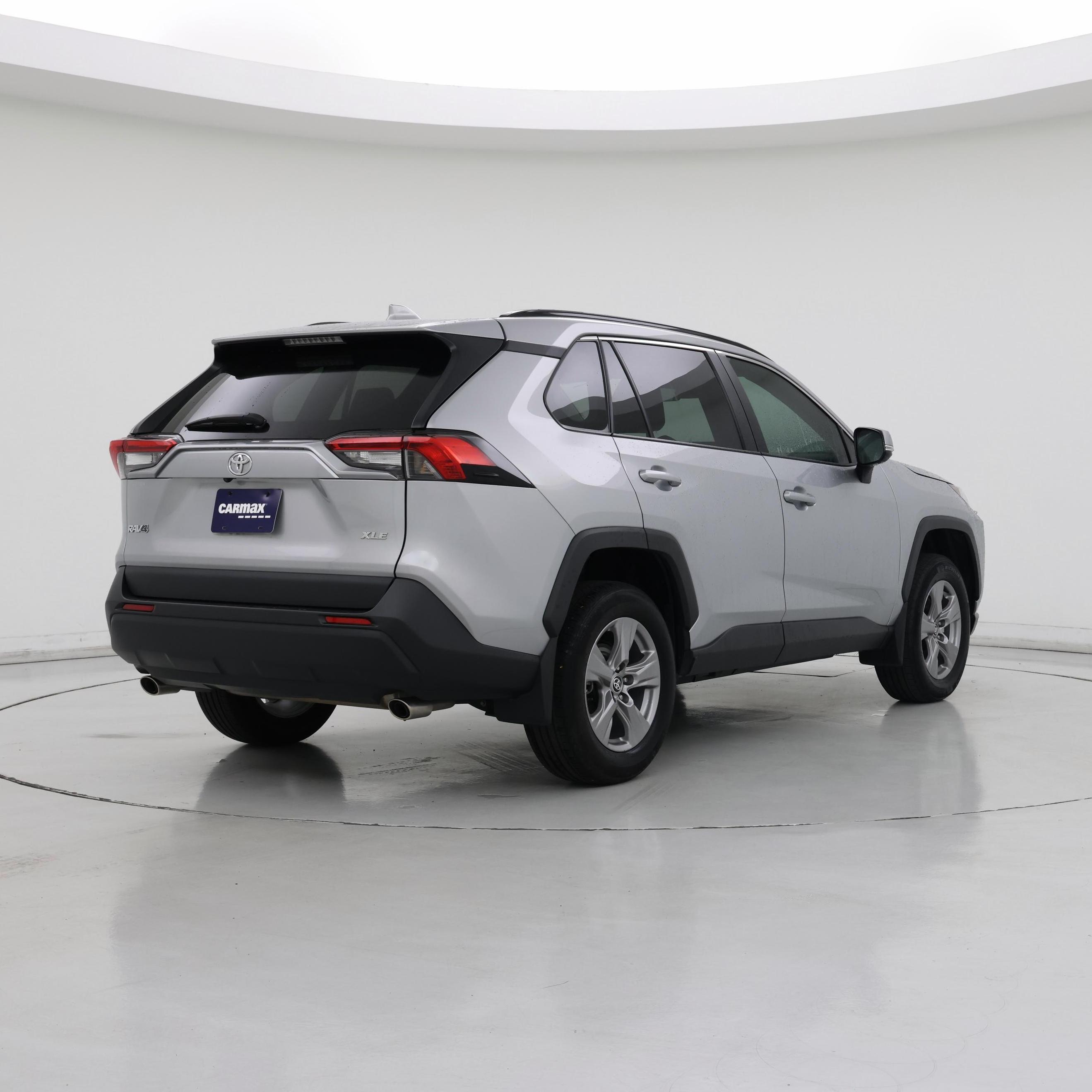 Thumbnail: 2024 Toyota RAV4 - 8
