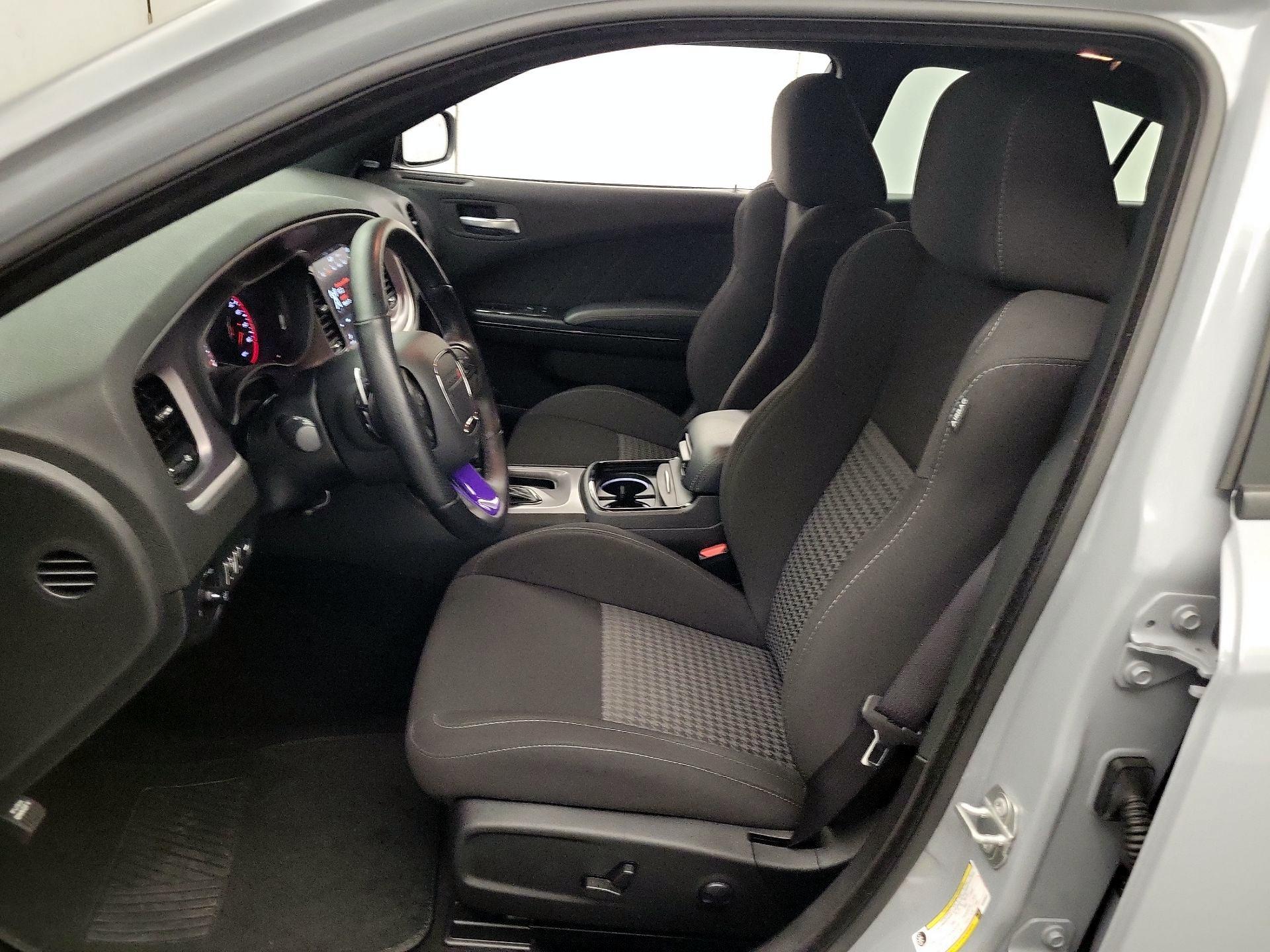 Thumbnail: 2022 Dodge Charger - 11