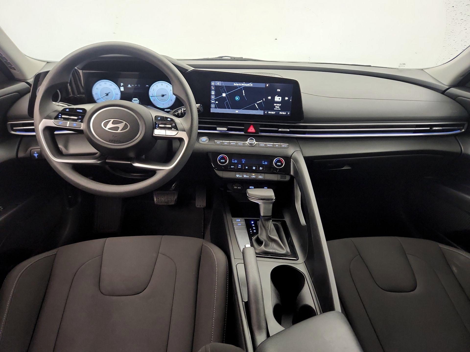 Thumbnail: 2024 Hyundai Elantra - 9