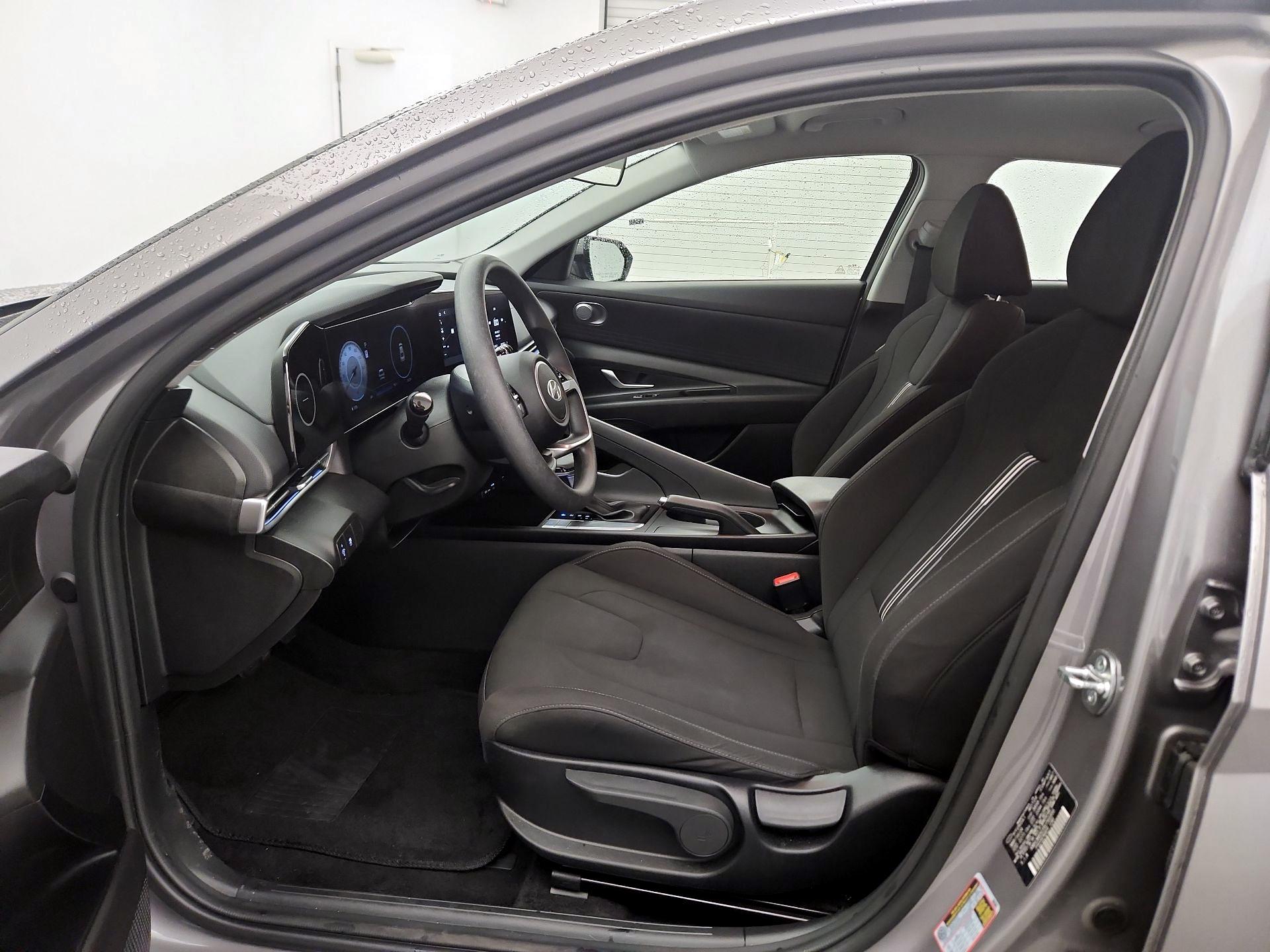 Thumbnail: 2024 Hyundai Elantra - 11