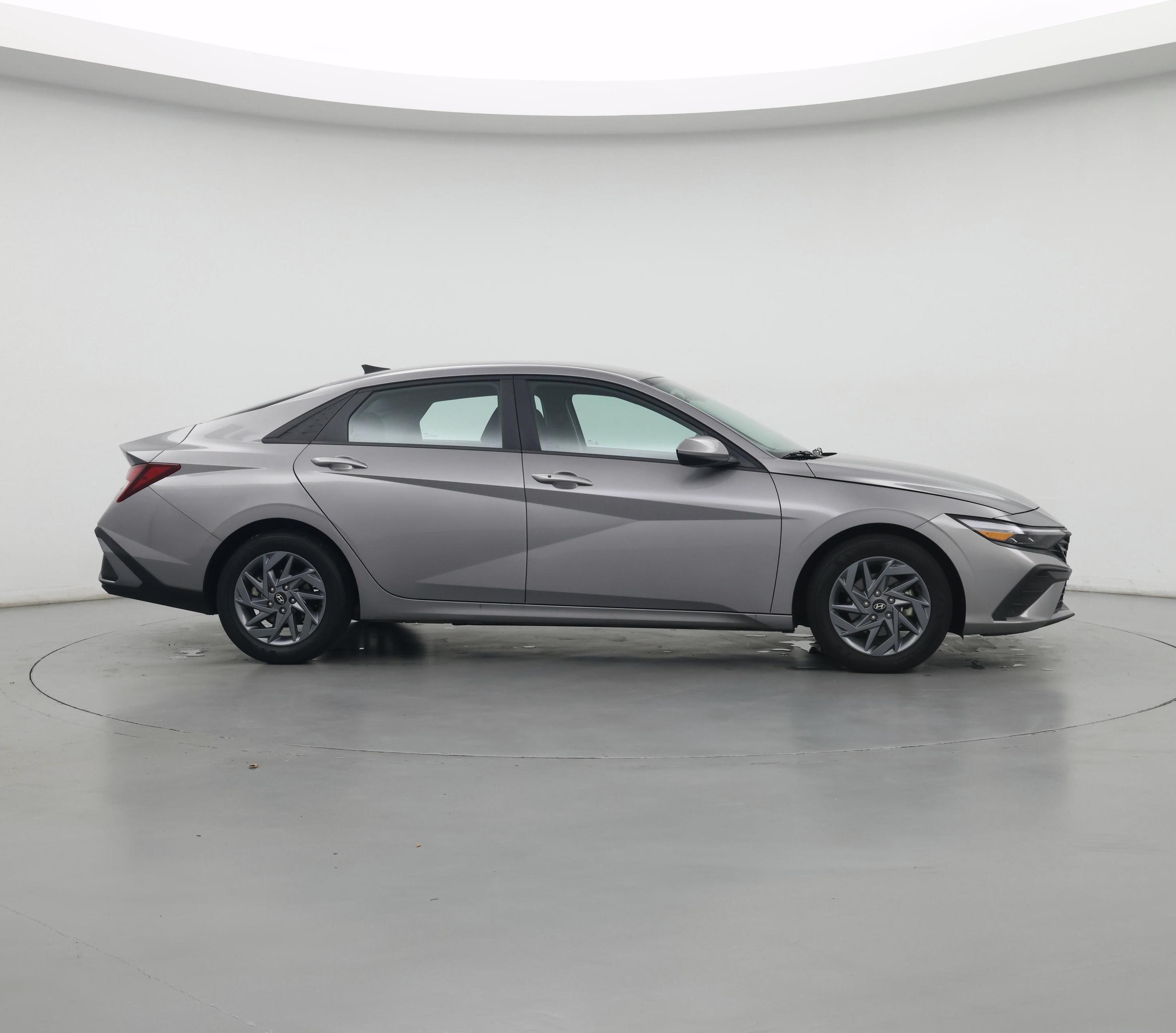Thumbnail: 2024 Hyundai Elantra - 7
