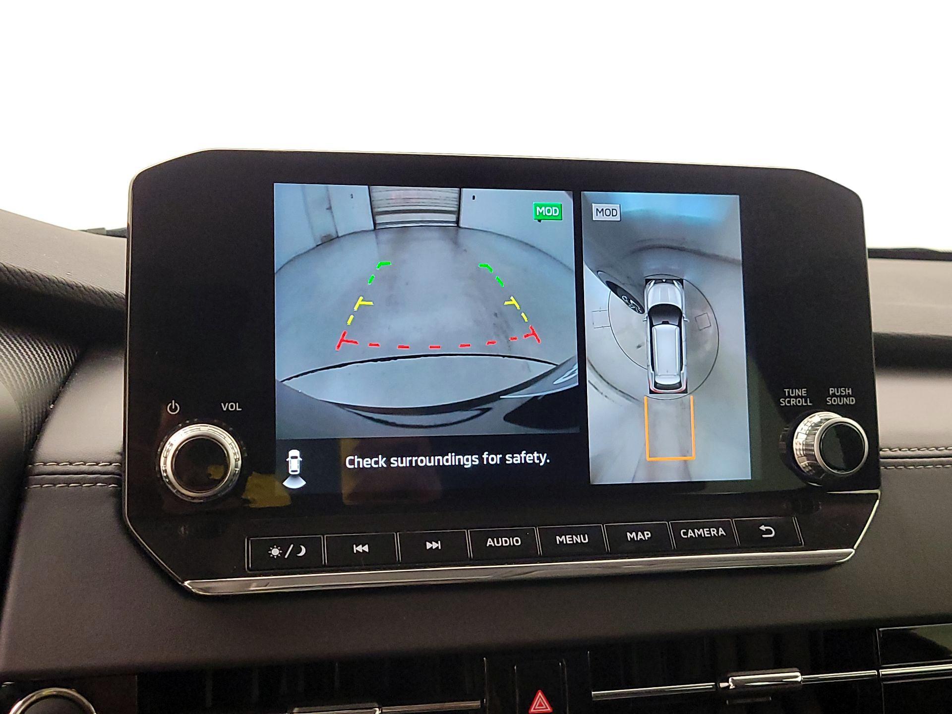 Thumbnail: 2023 Mitsubishi Outlander - 15