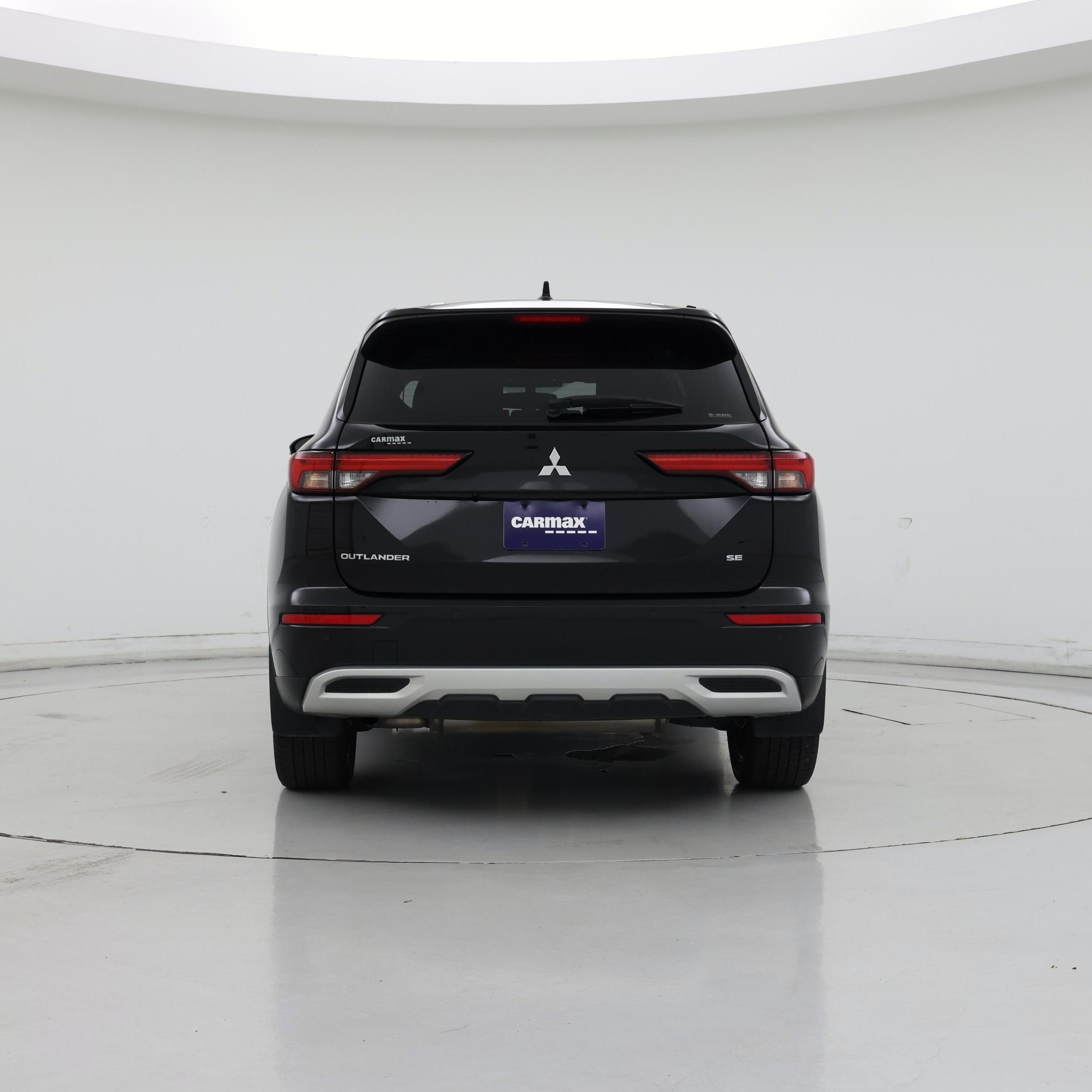 Thumbnail: 2023 Mitsubishi Outlander - 6