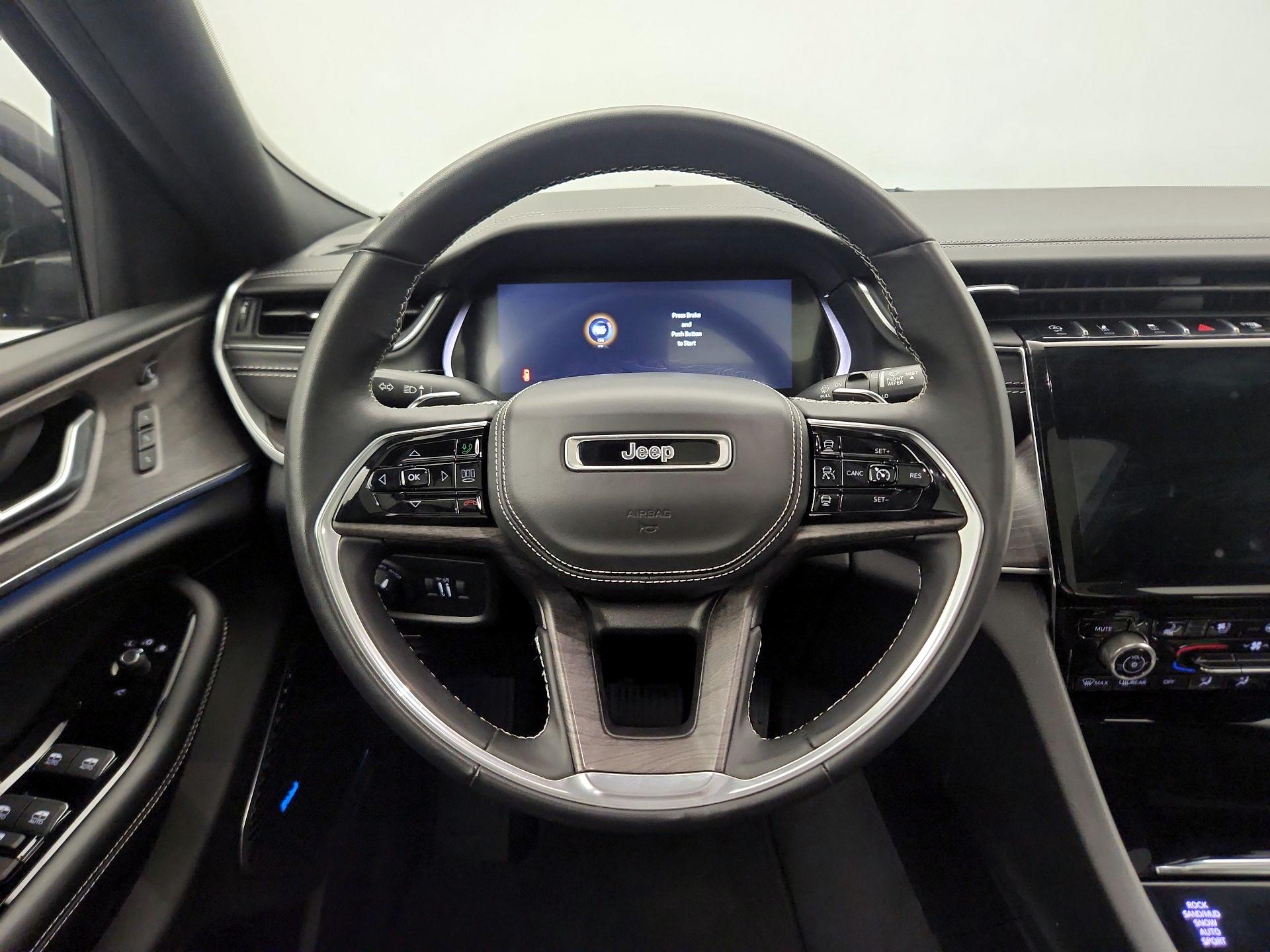 Thumbnail: 2022 Jeep Grand Cherokee - 10
