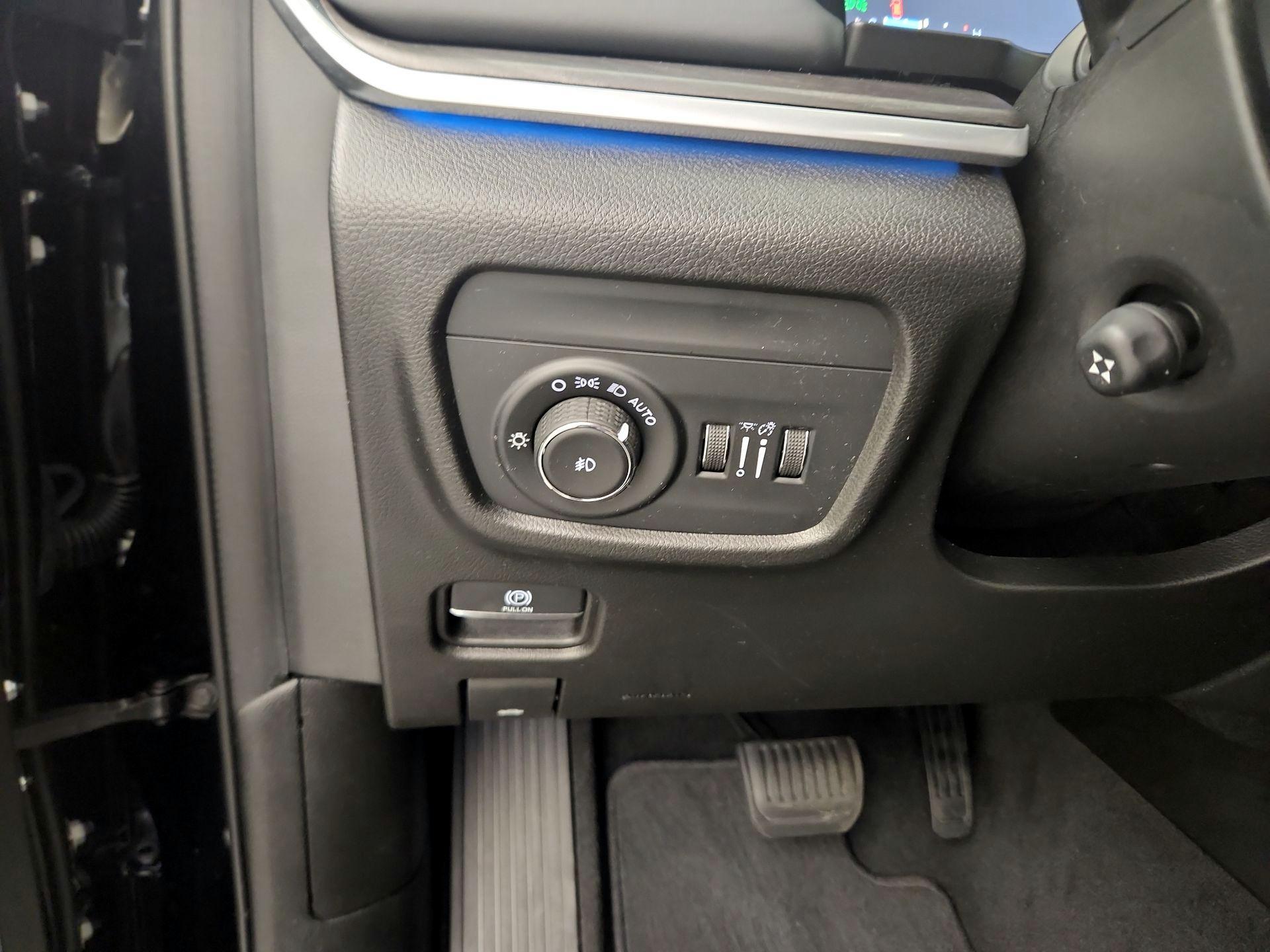 Thumbnail: 2022 Jeep Grand Cherokee - 13