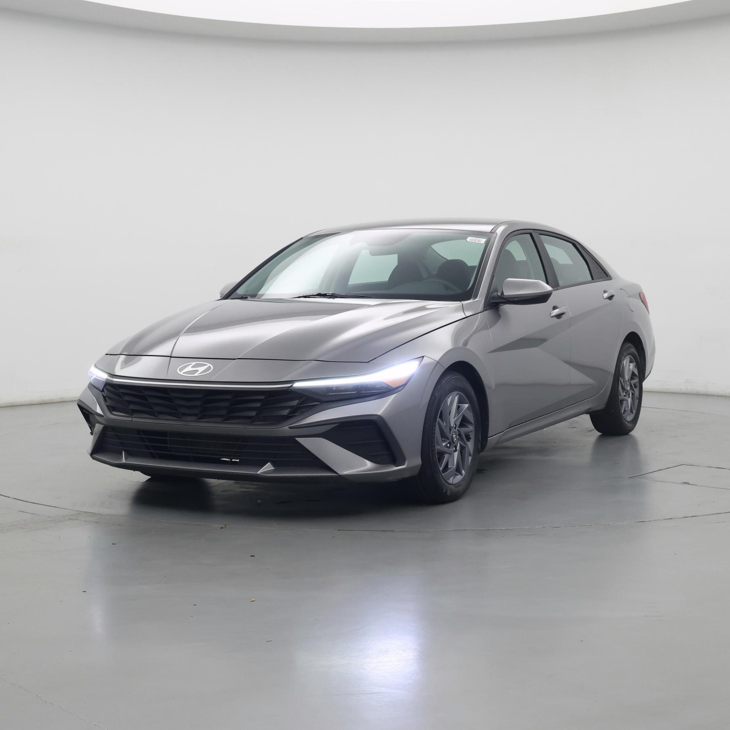 Thumbnail: 2024 Hyundai Elantra - 4