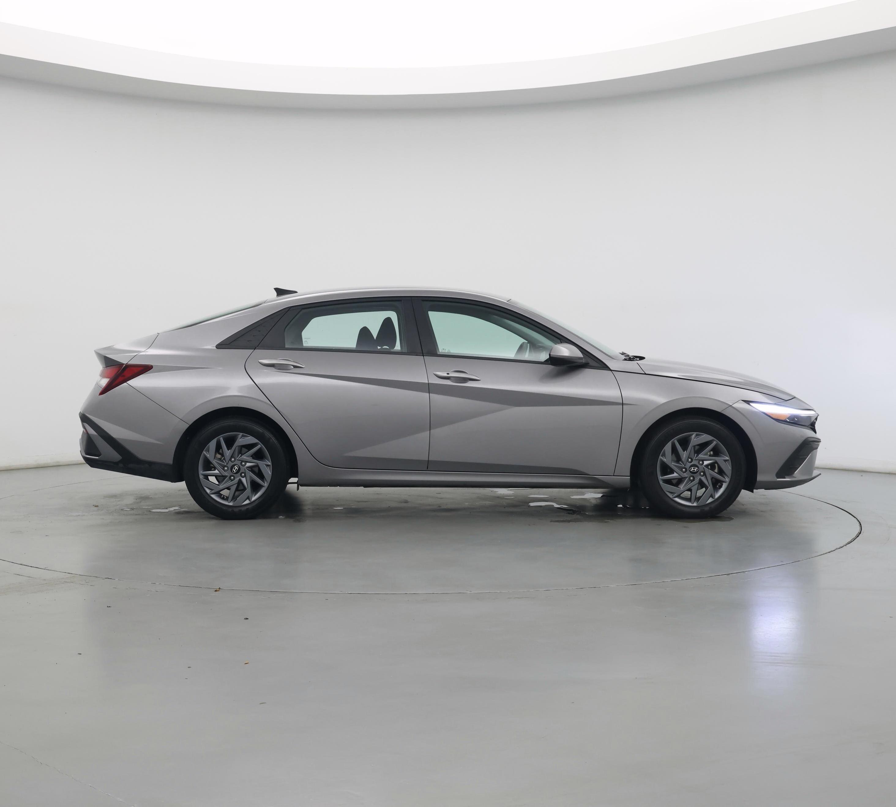Thumbnail: 2024 Hyundai Elantra - 7