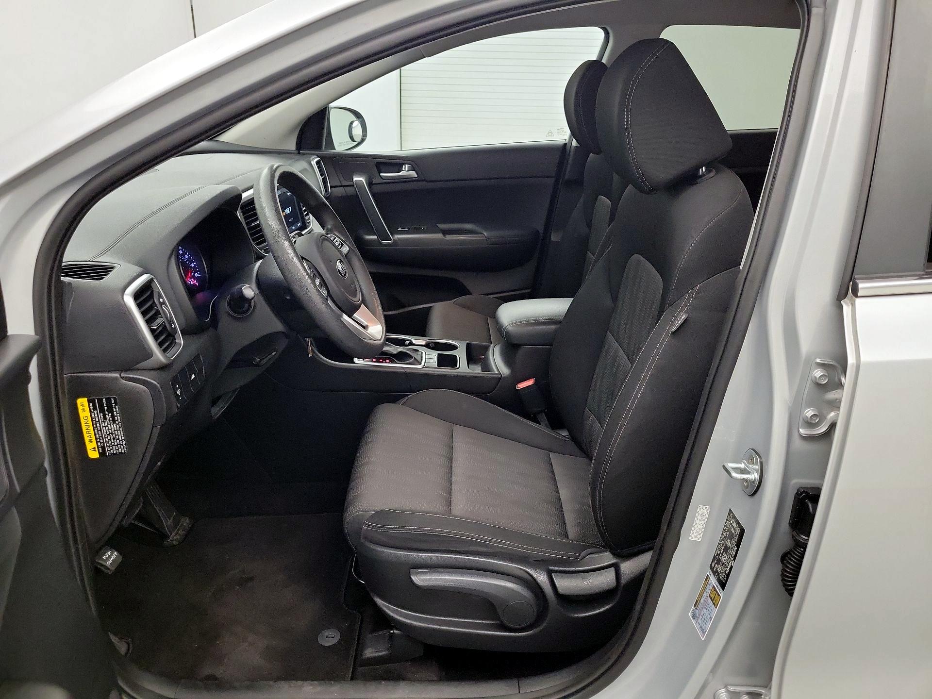 Thumbnail: 2020 Kia Sportage - 11