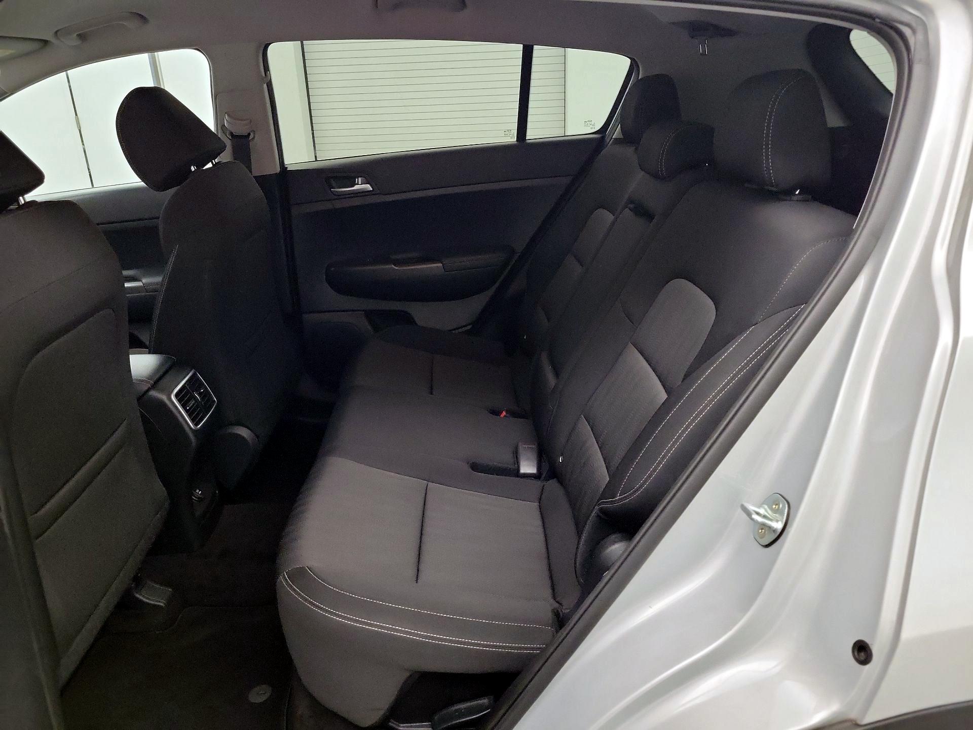 Thumbnail: 2020 Kia Sportage - 19